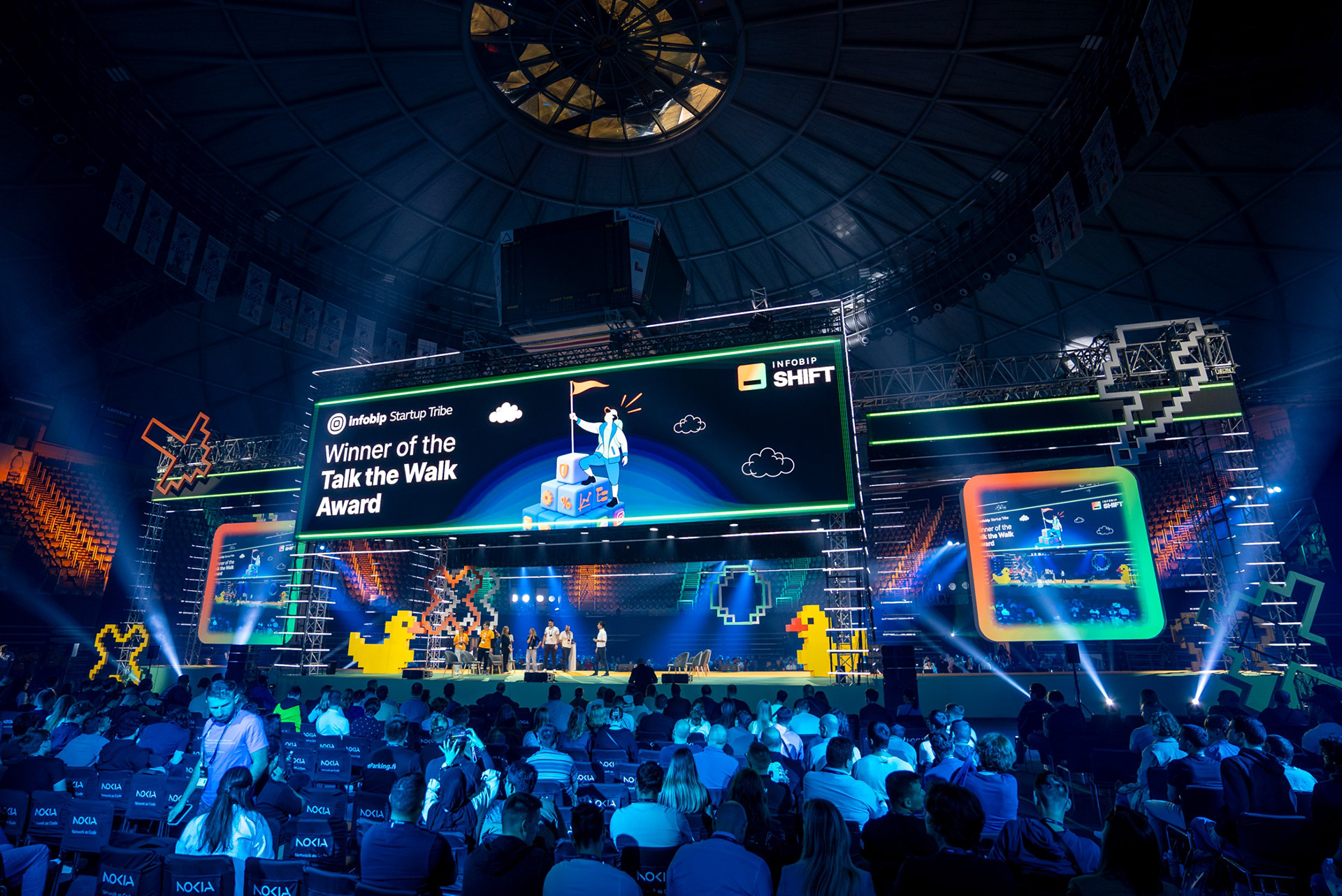 Main stage visual (Infobip Shift, 2024.)