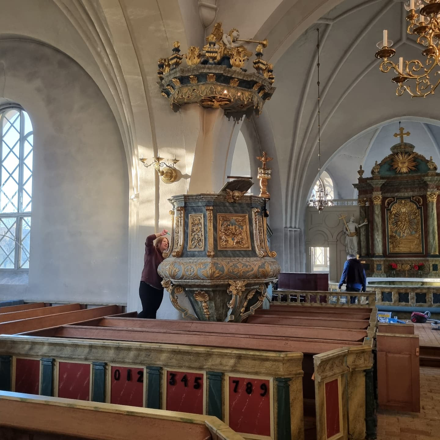 Konservering av predikstol, Hållnäs kyrka