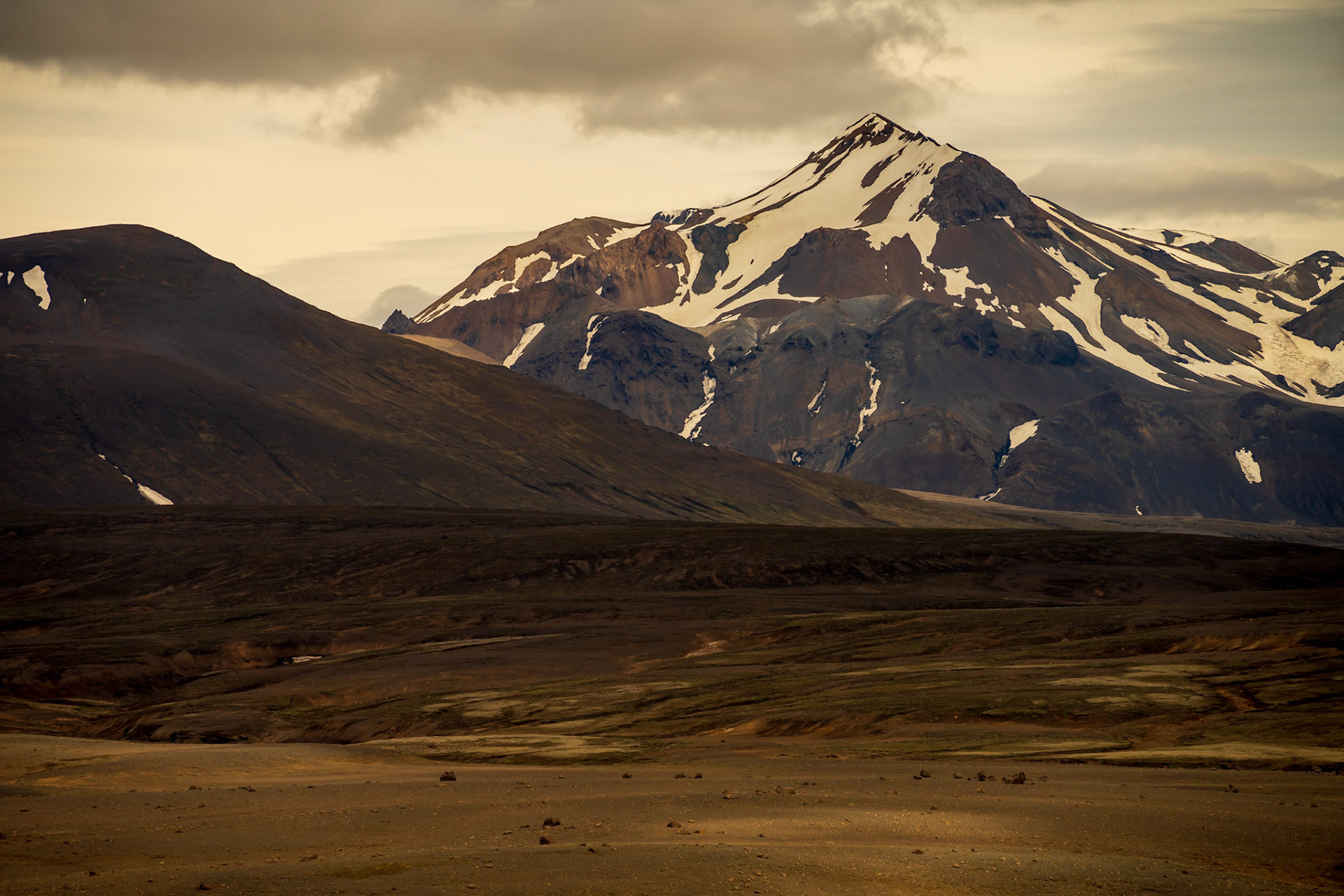 Dúfunefsfell, Iceland