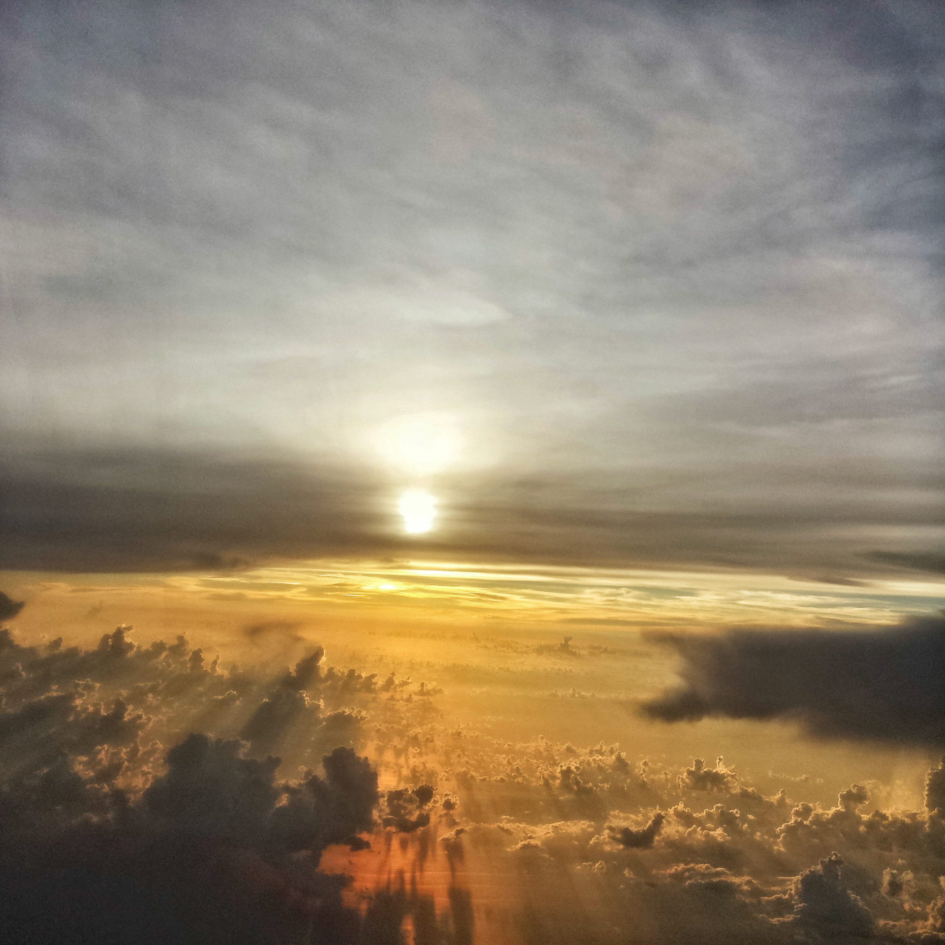 Coucher de soleil aérien