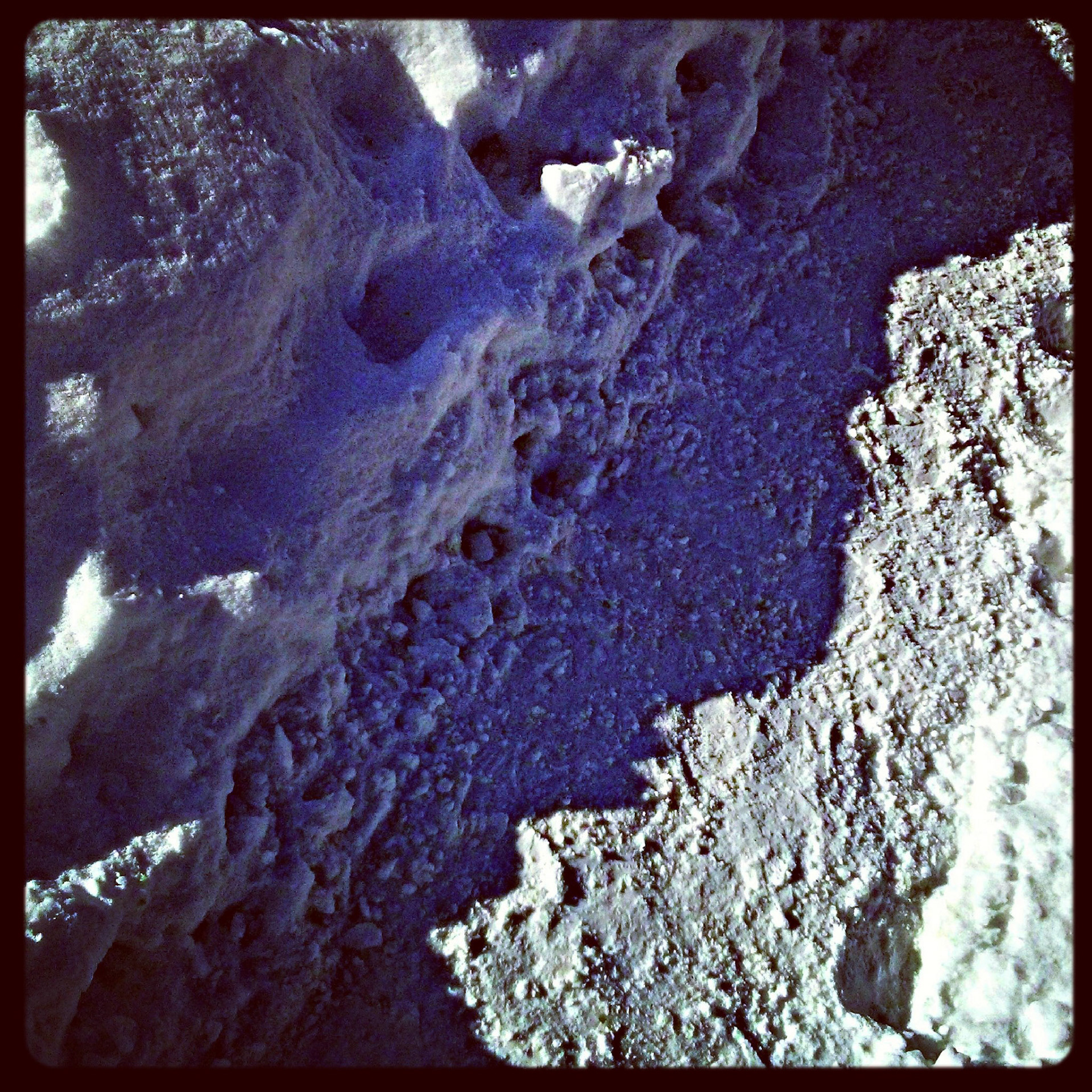 Là où je marche sur la neige lunaire.