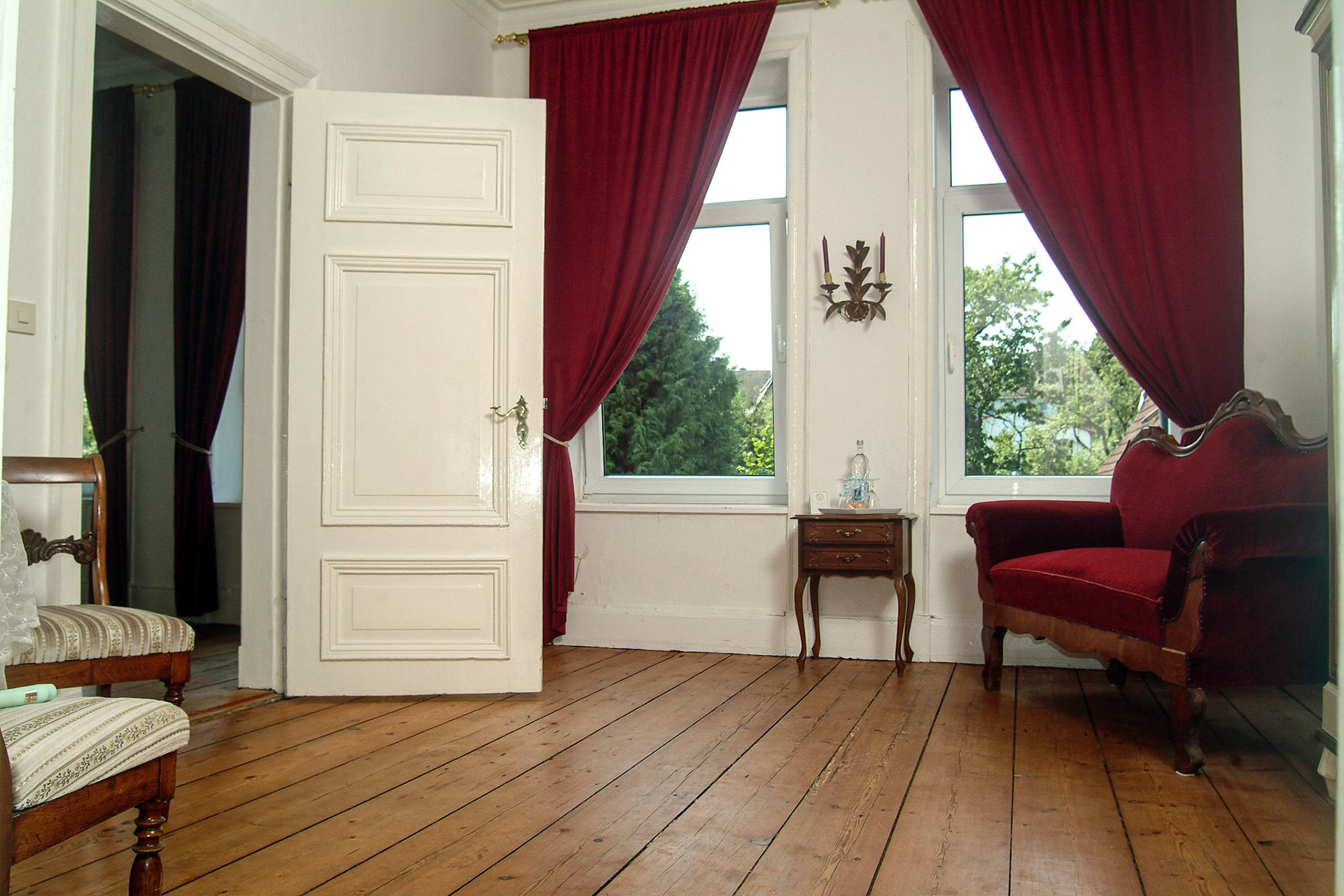 Das Kleine Hotel