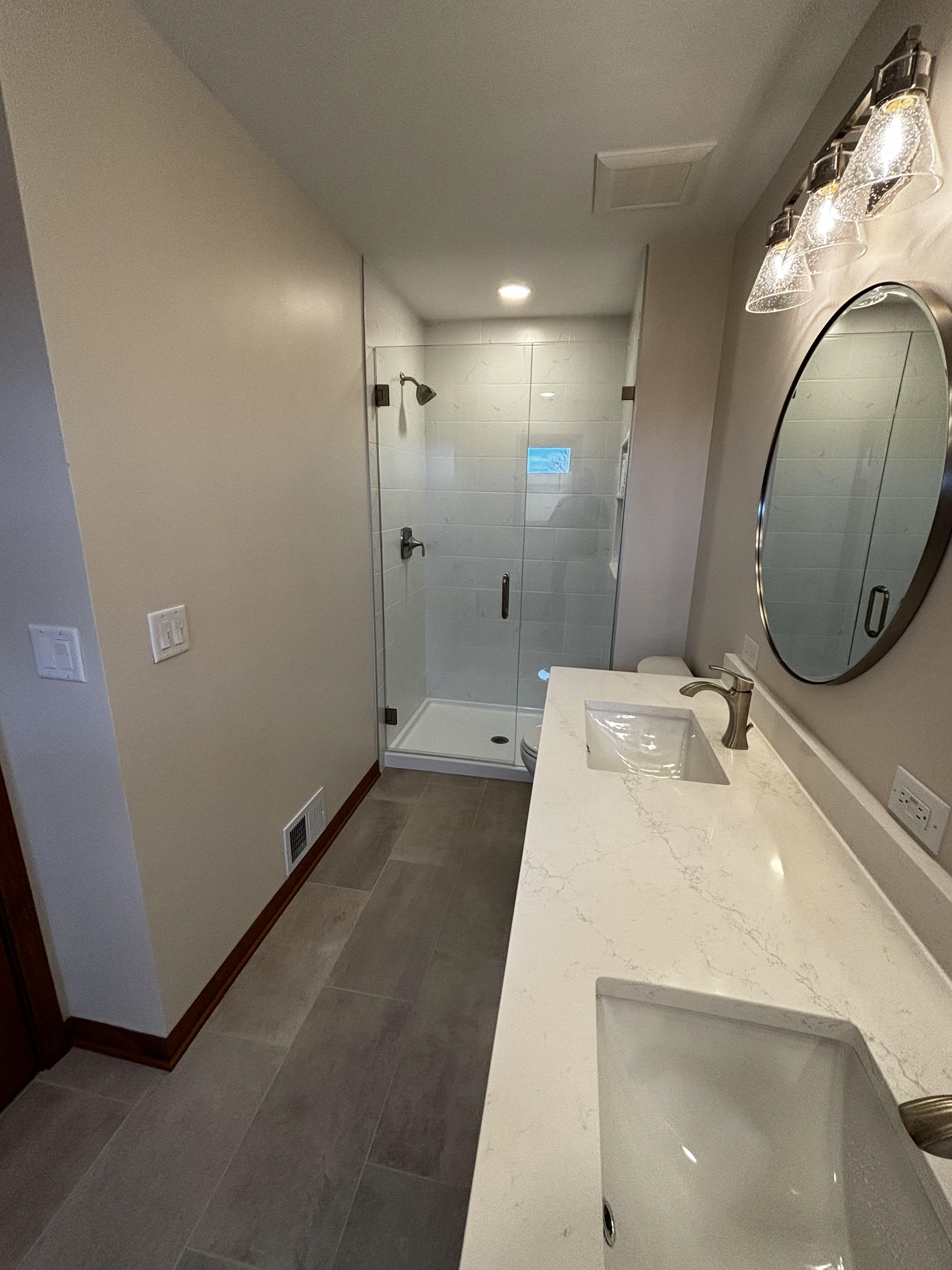 Geneva - Master Bath