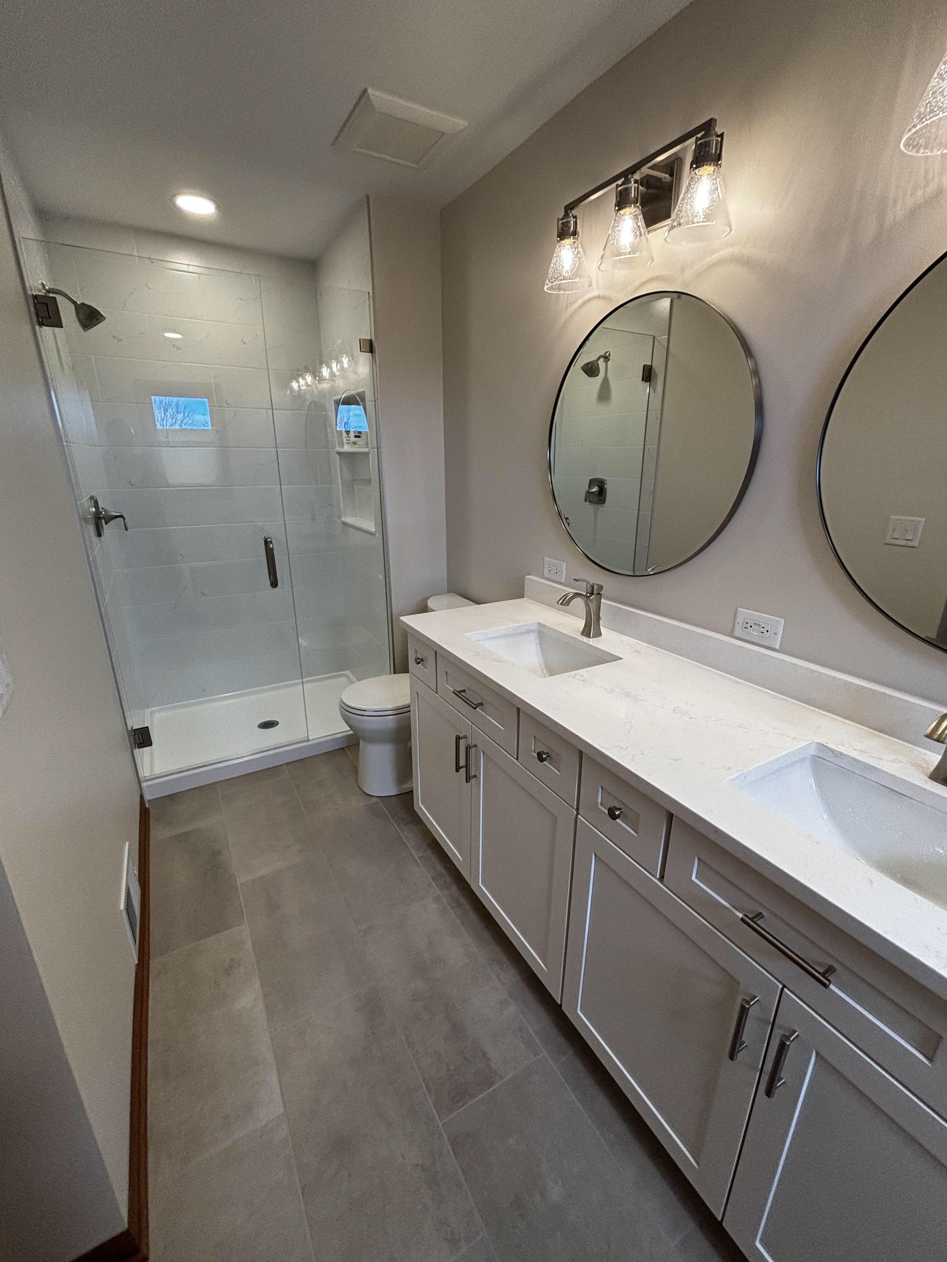Geneva - Master Bath