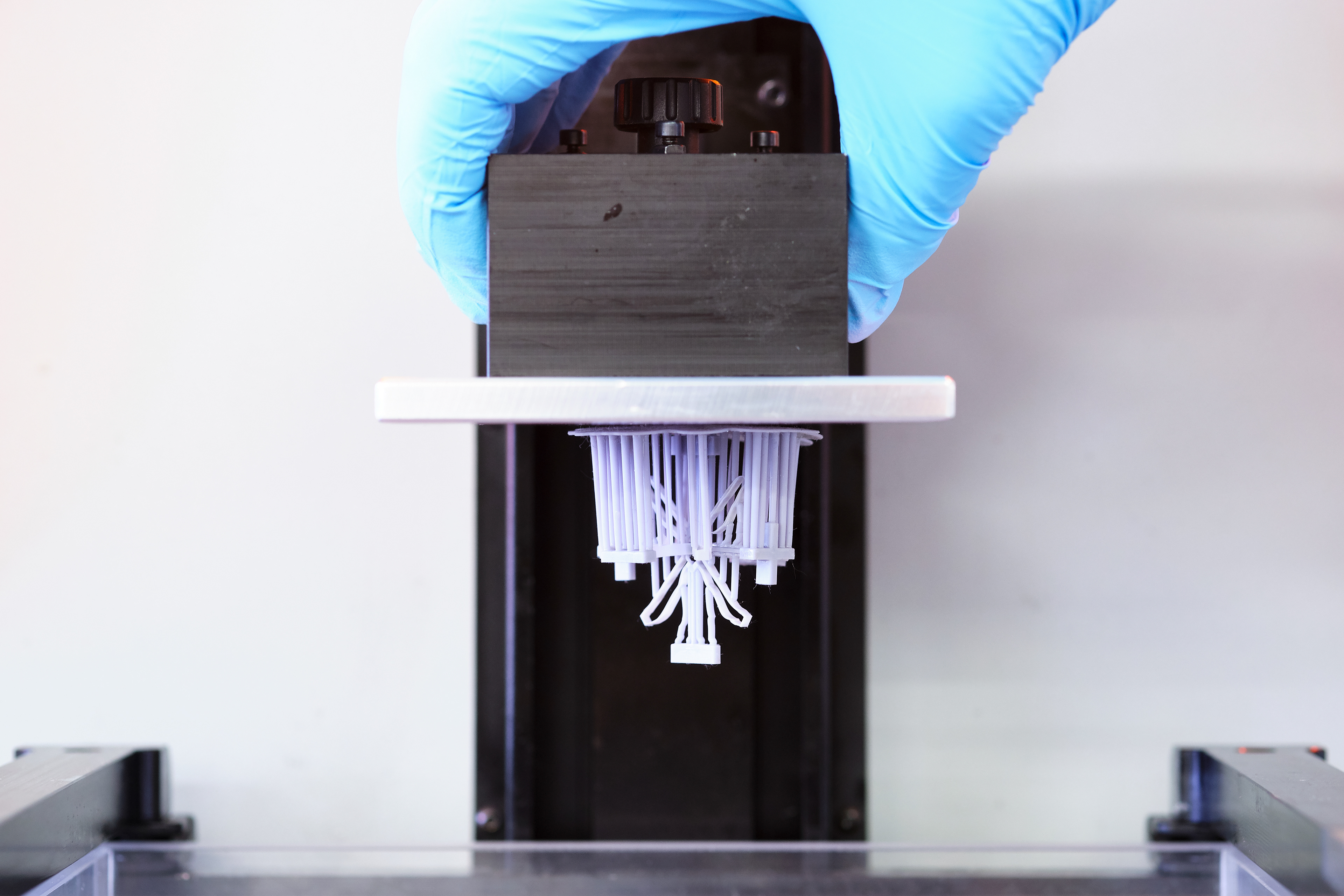MATERIALS ENGINEERING AND NANOTECHNOLOGY - "HANDS OF SCIENCE"
