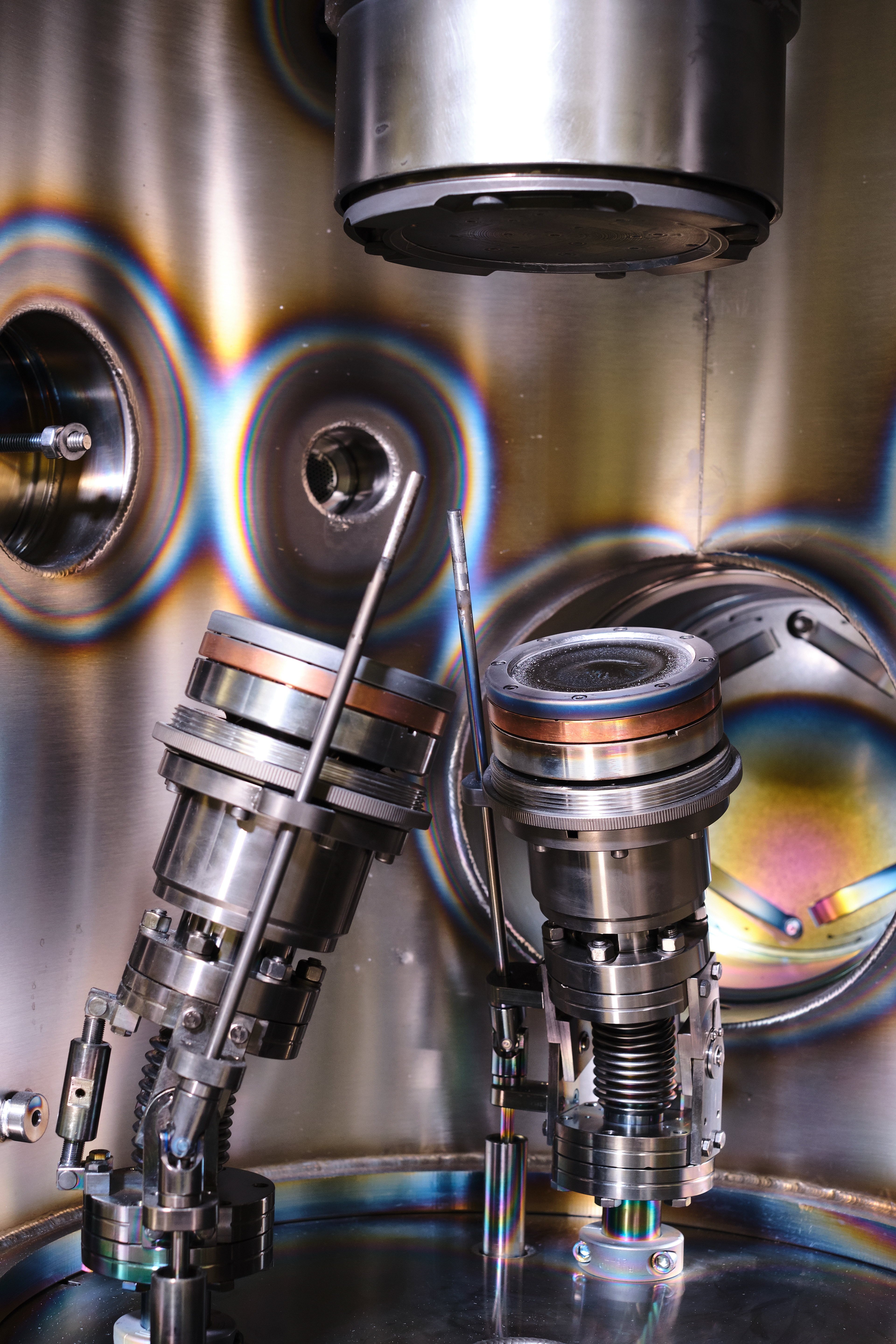 MATERIALS ENGINEERING AND NANOTECHNOLOGY - PHOTOGRAPHS