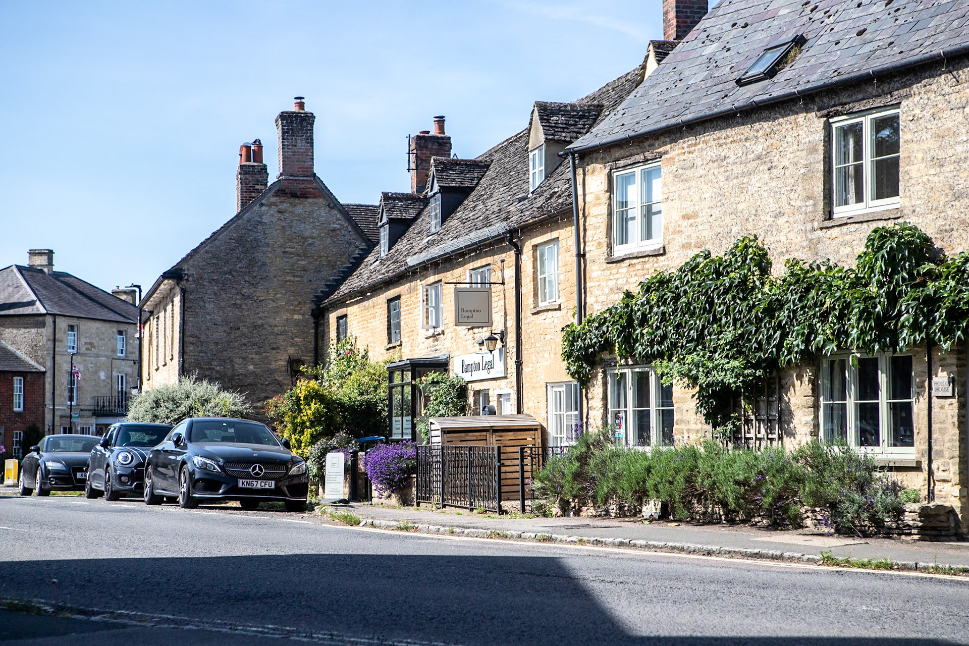 Bampton is a historic market town (also known as Bampton-in-the-Bush) best known as the real-world filming location for the village in Downton Abbey. It dates back to the Domesday Book of 1086