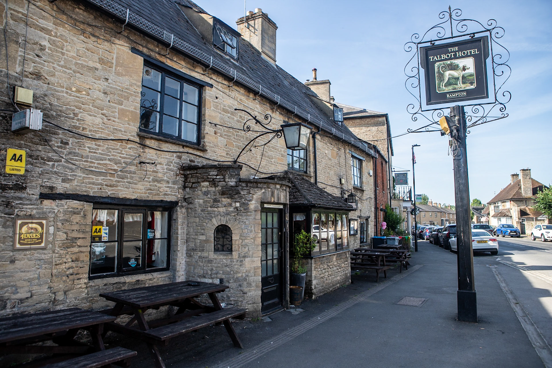Bampton is a historic market town (also known as Bampton-in-the-Bush) best known as the real-world filming location for the village in Downton Abbey. It dates back to the Domesday Book of 1086
