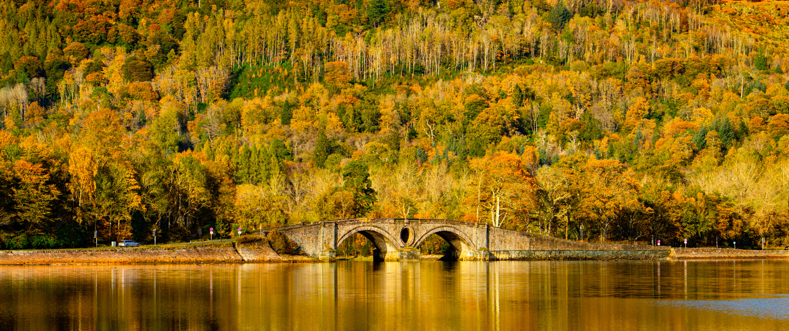 Inveraray in Autum