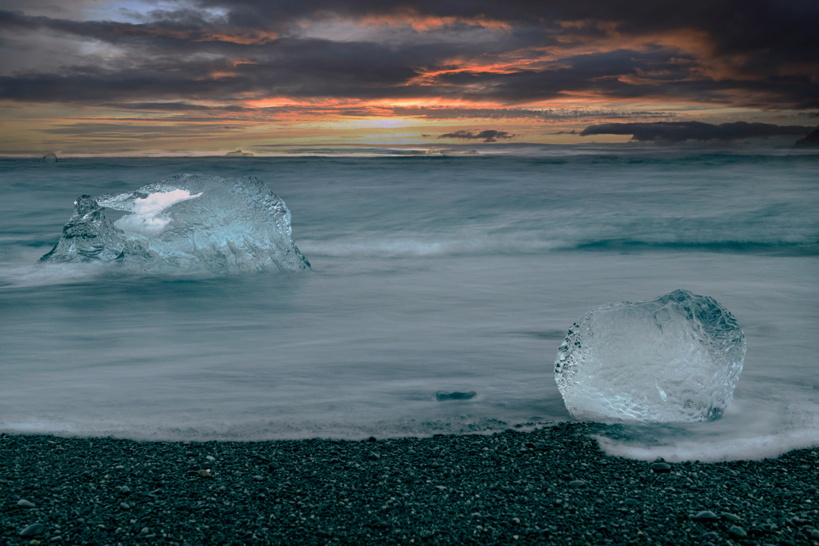 Diamond beach