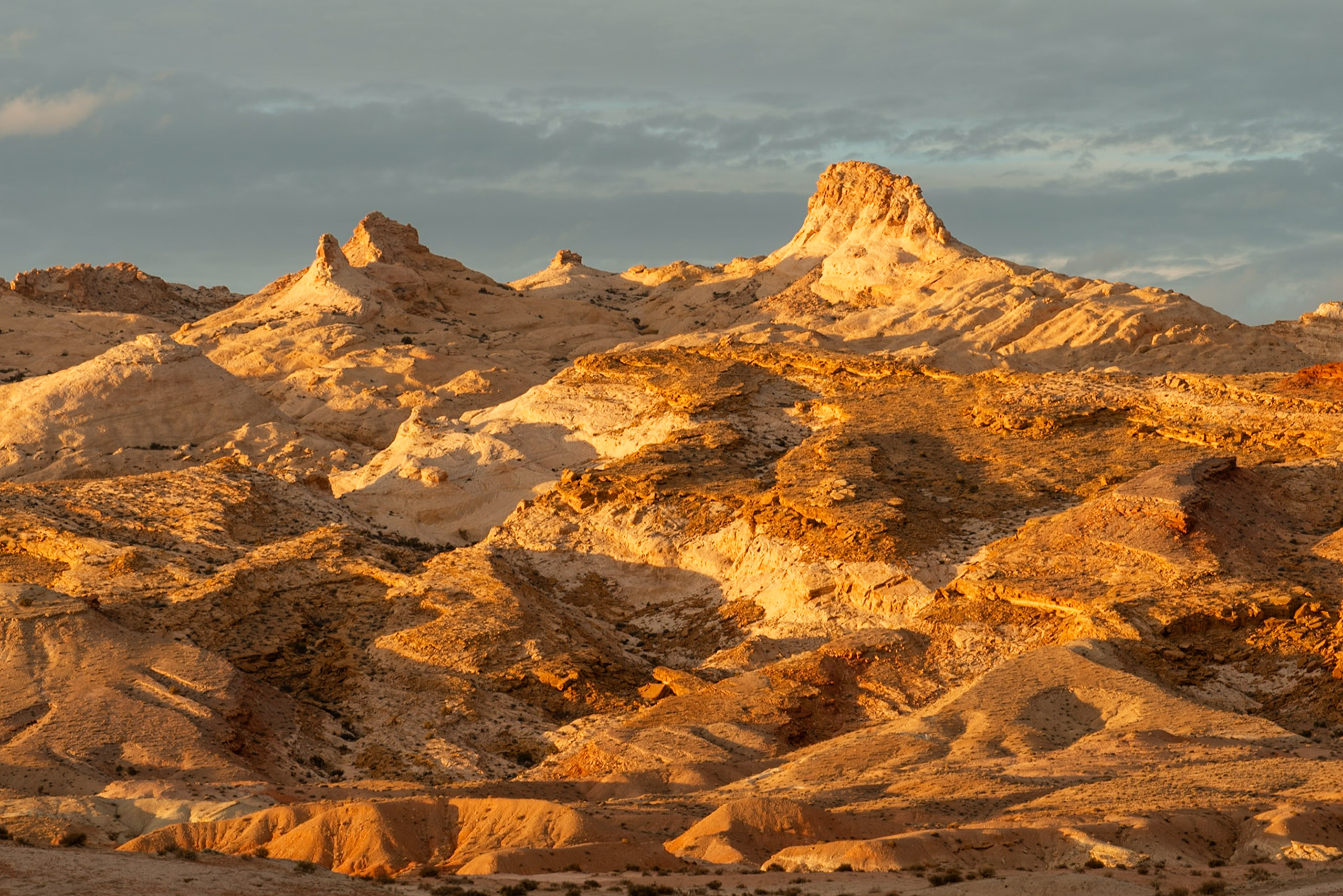The afternoon light made the slopes of the San Rafael Swell glow as viewd from our campsite.
