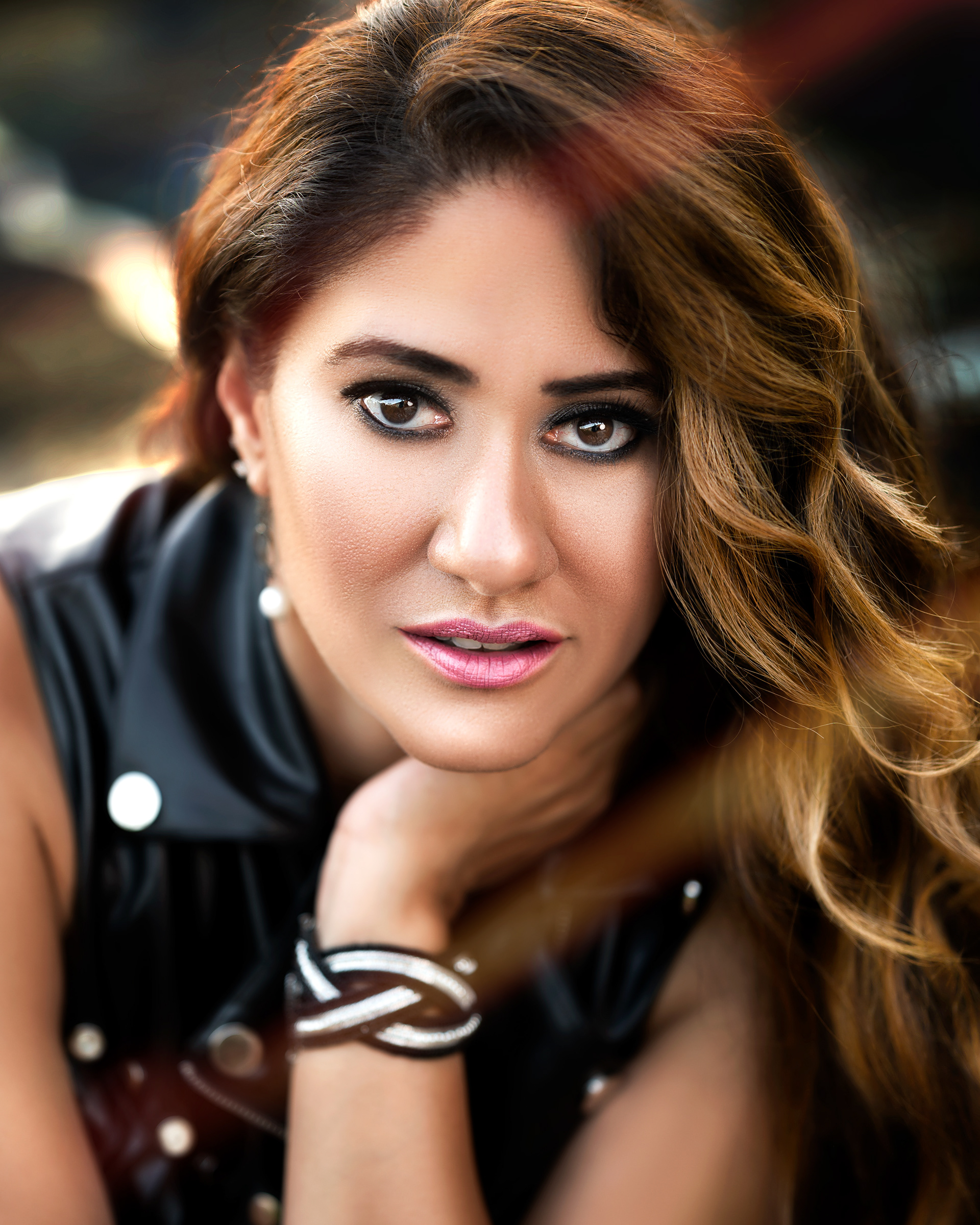 A beauty portrait of Sonya at an outdoor location