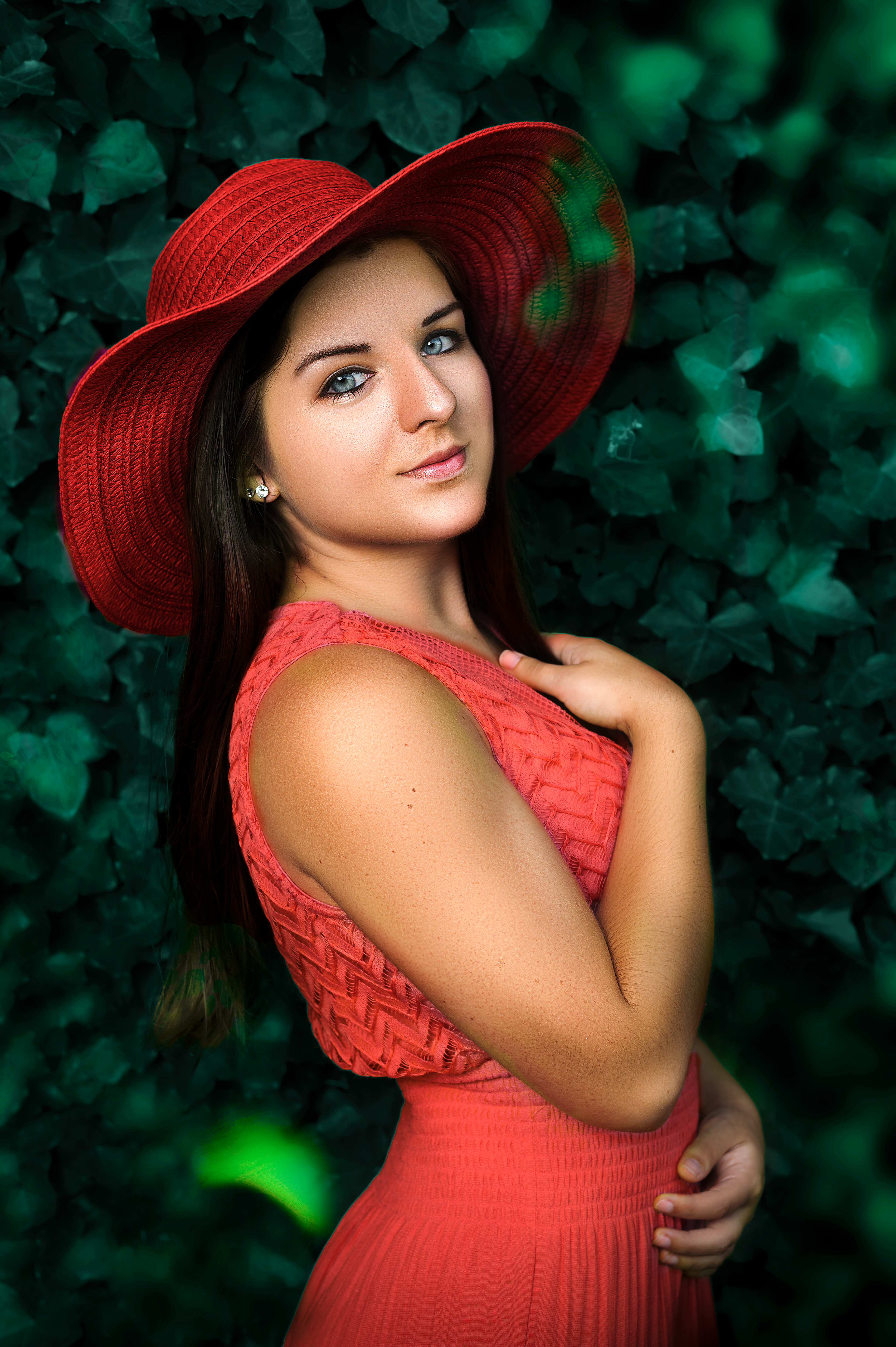 A beauty portrait of Karley at the park