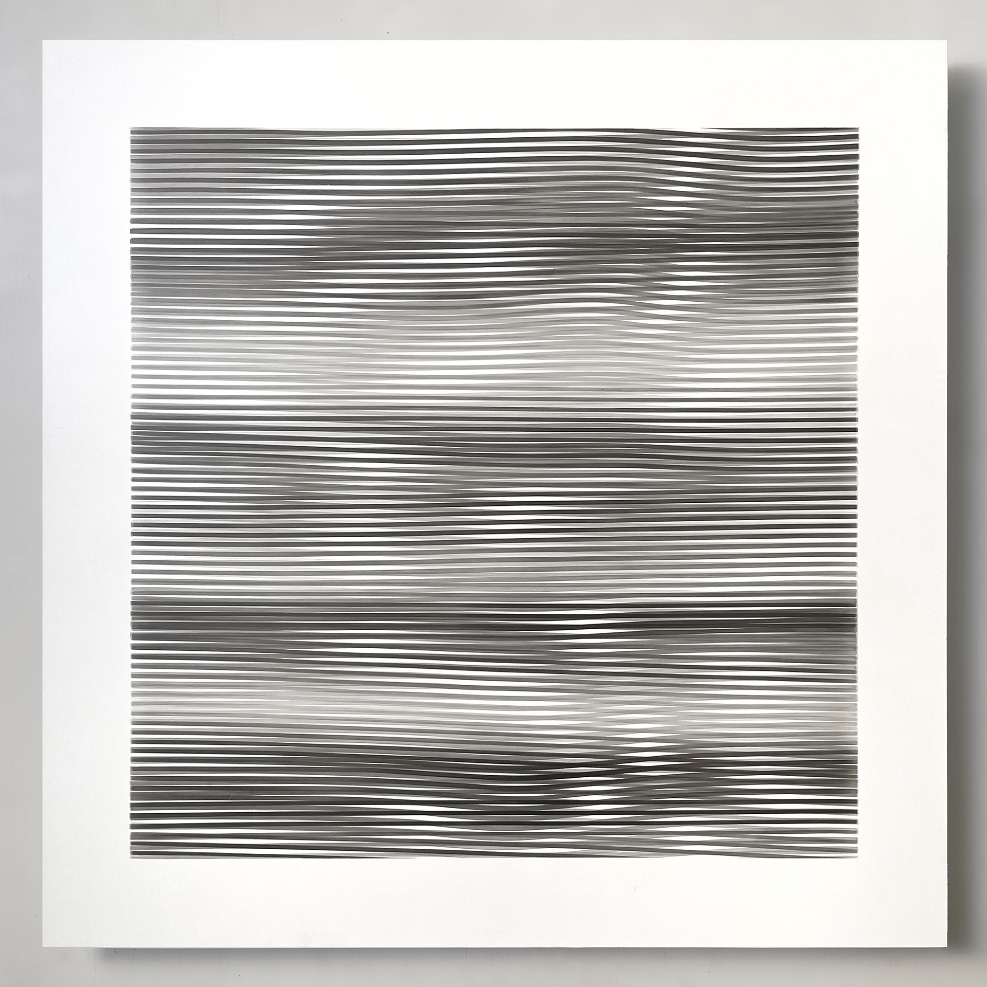 laurent galland, "cathodique 3", 2023, dessin au graphite sur dibond, 50x50 cm (collection particulère).