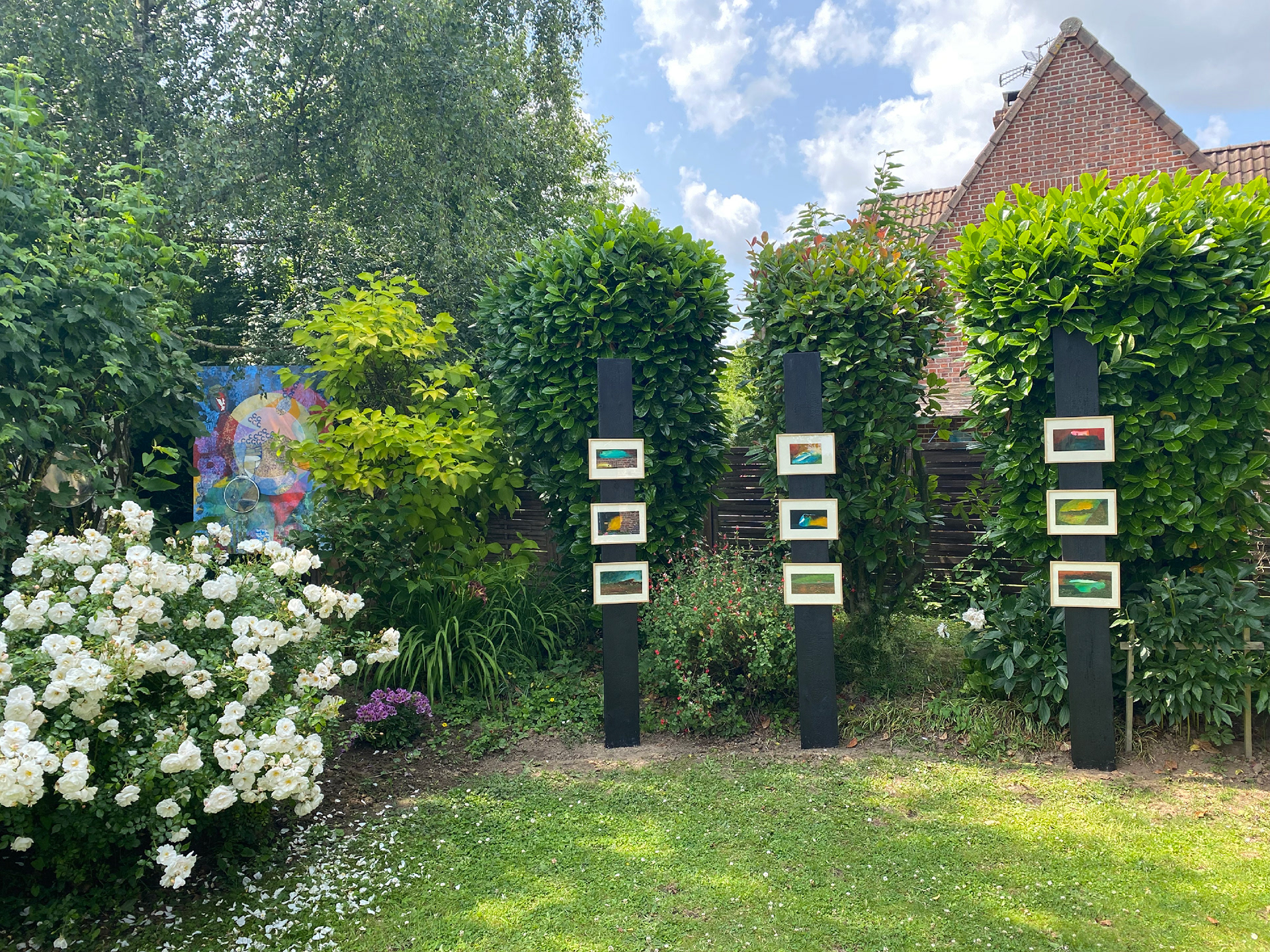 Exposition dans un jardin - Juin 2025
