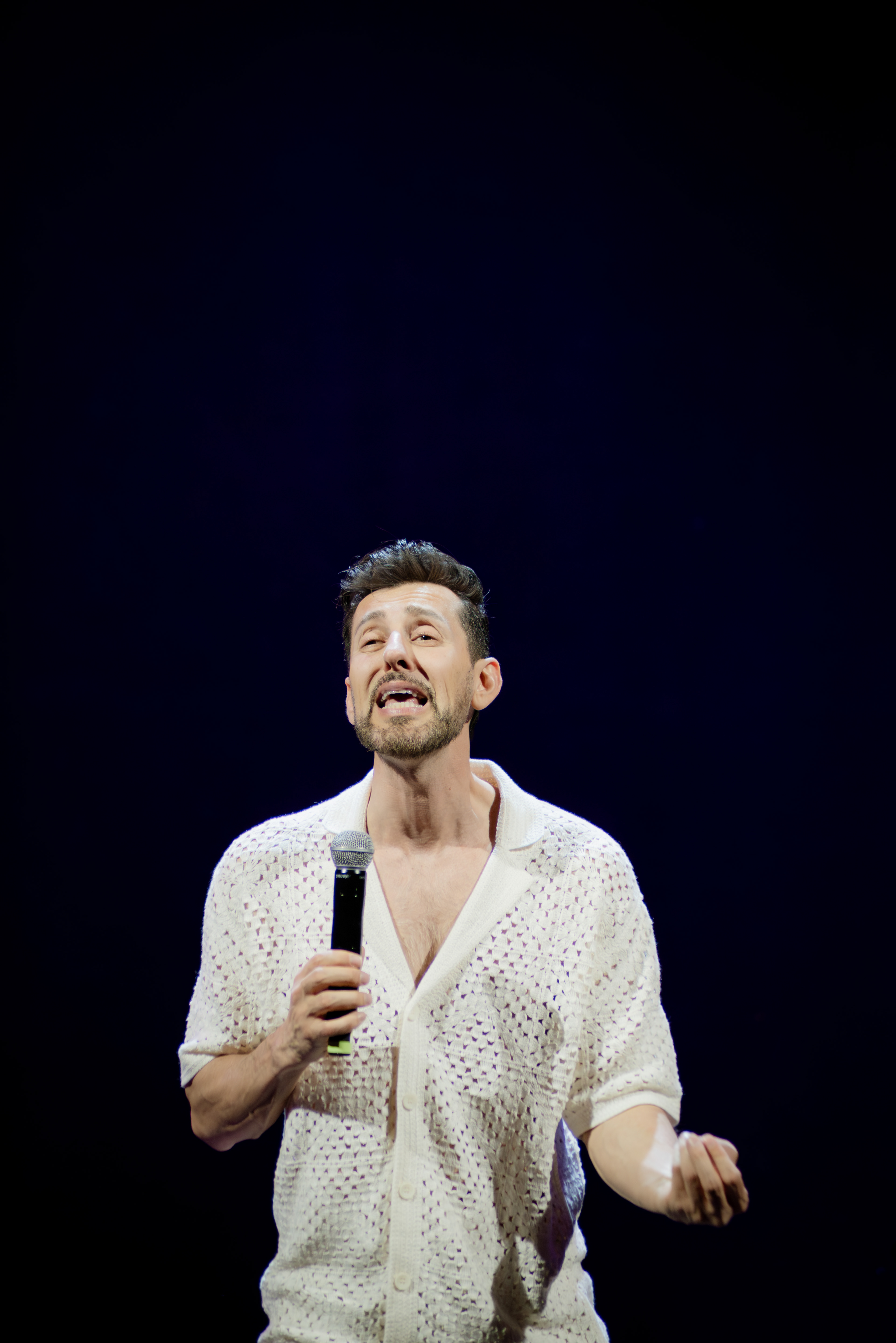 Comediante Max Amini en el Teatro Capitol de Madrid - Fotografía de artes escénicas por Tornasol Estudio