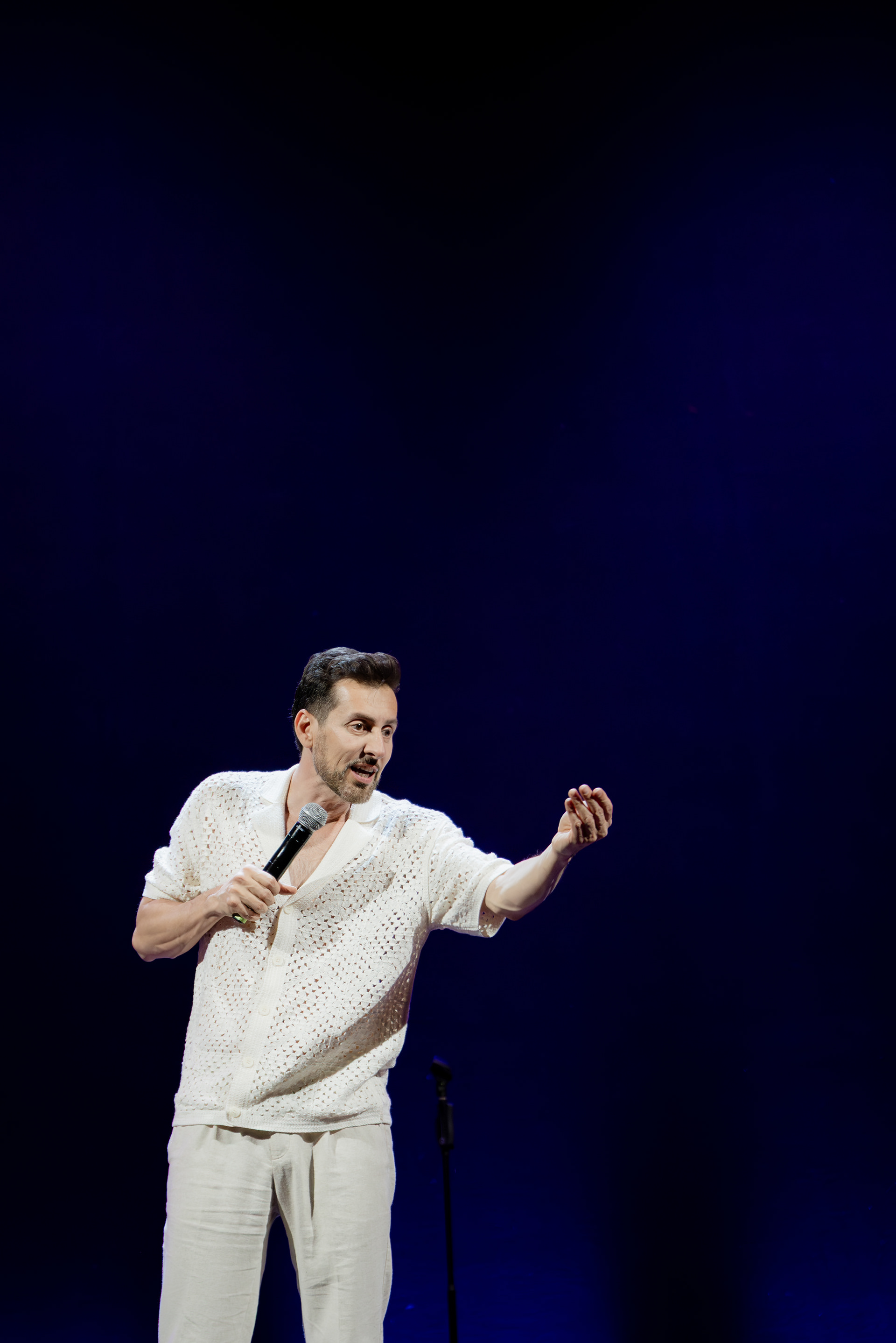 Comediante Max Amini en el Teatro Capitol de Madrid - Fotografía de artes escénicas por Tornasol Estudio