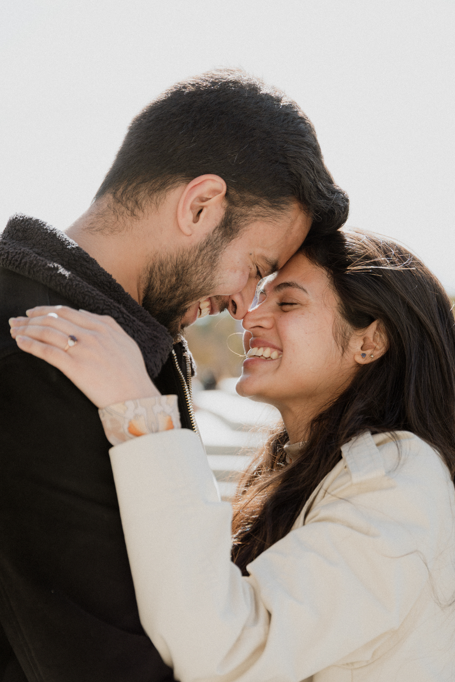Surprise proposal in Madrid streets