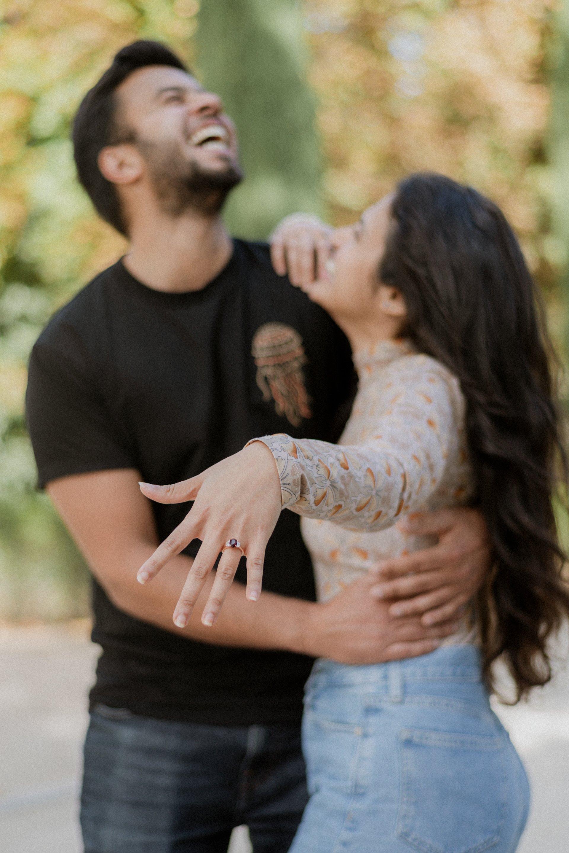Surprise proposal in Madrid streets