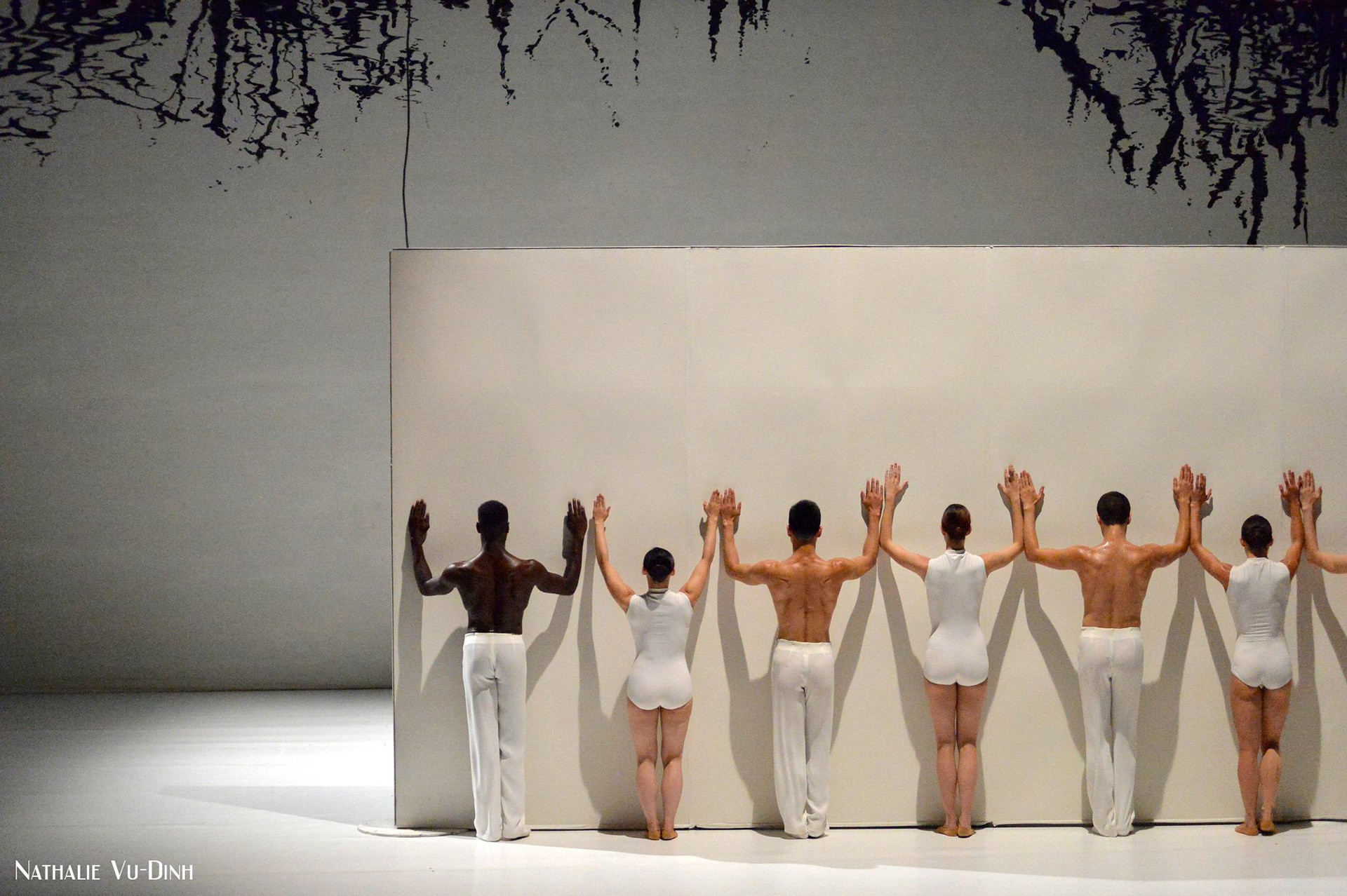 SAFE AS HOUSES, NDT / Sol León - Paul Lightfoot