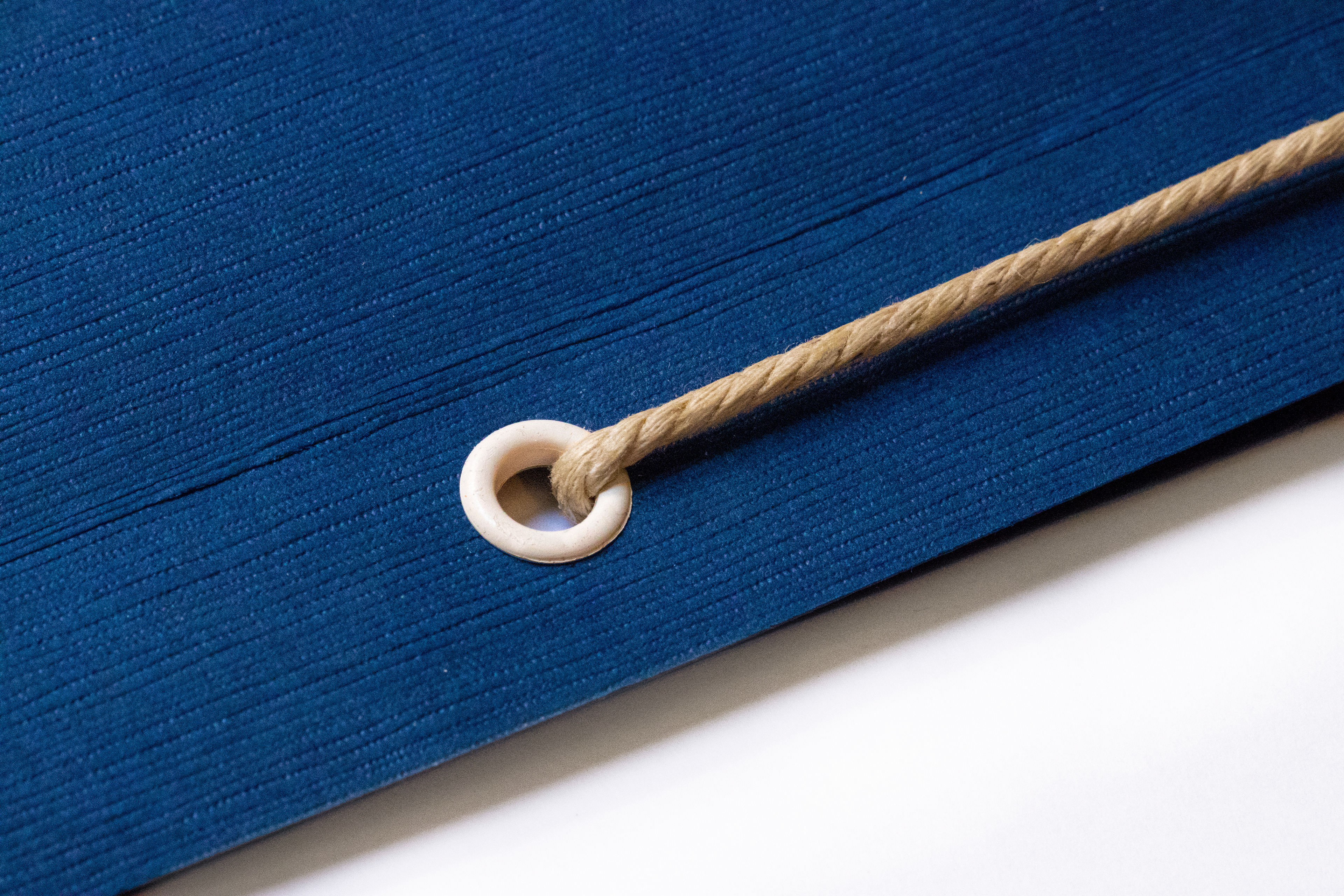 Close-up of Grommet Binding