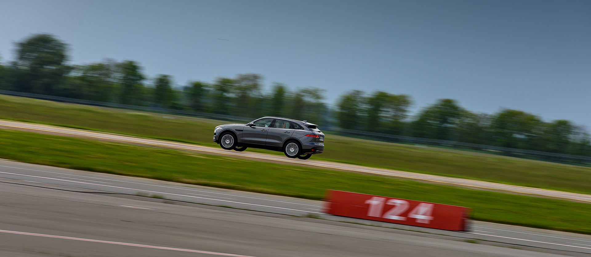 Jaguar F-Pace showcase