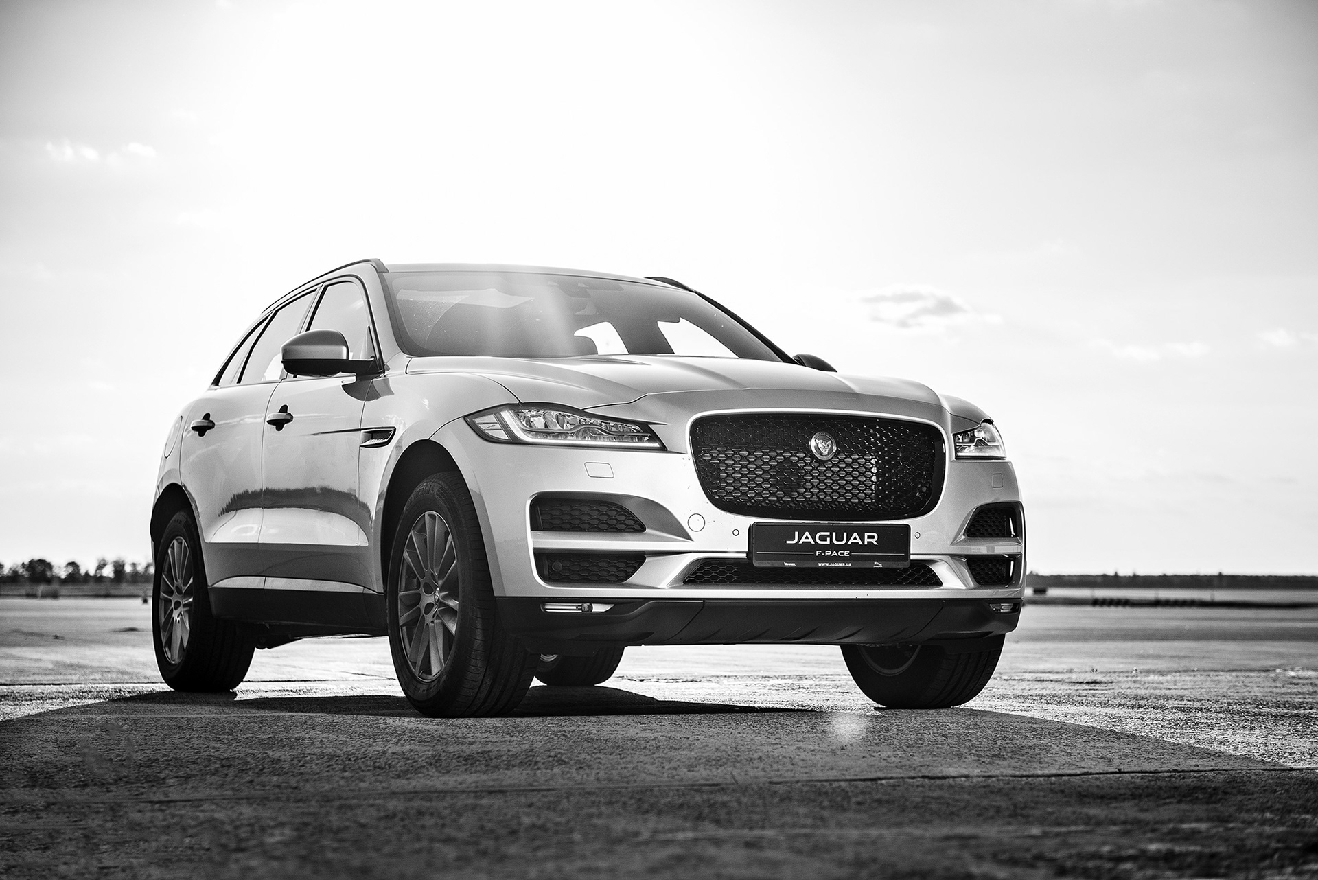 Jaguar F-Pace showcase