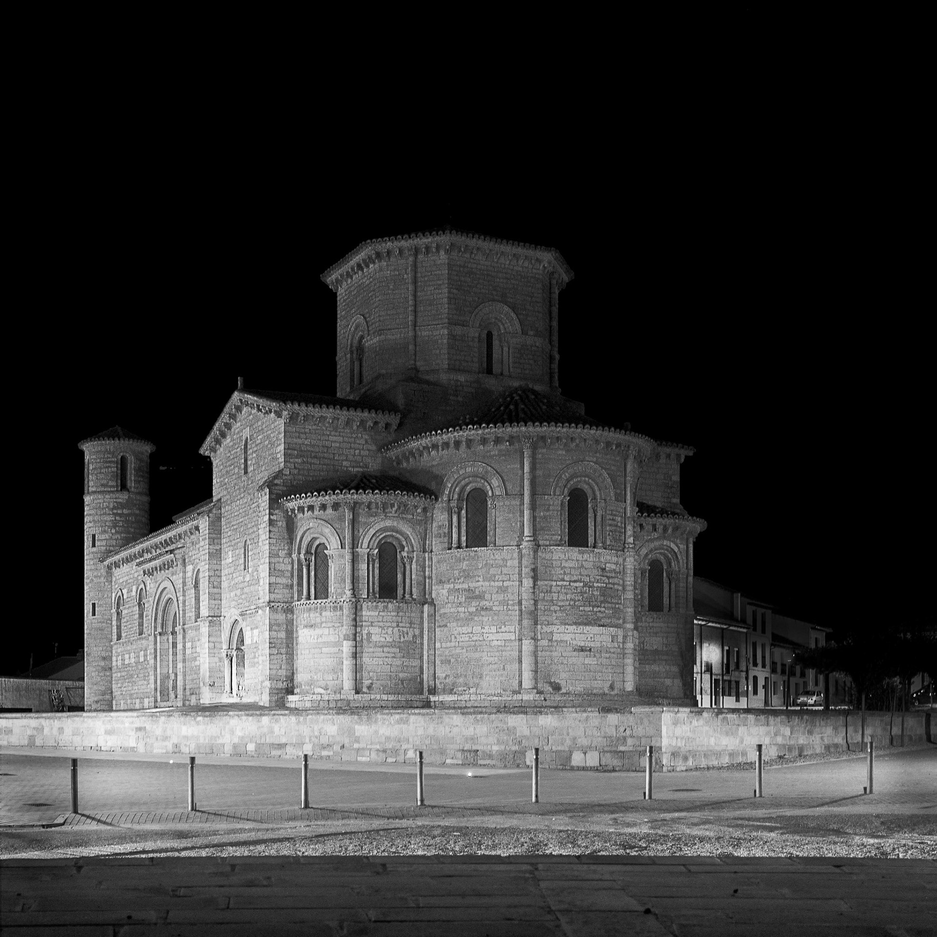 Spain, Fromista: Fromista Church in pre-dawn