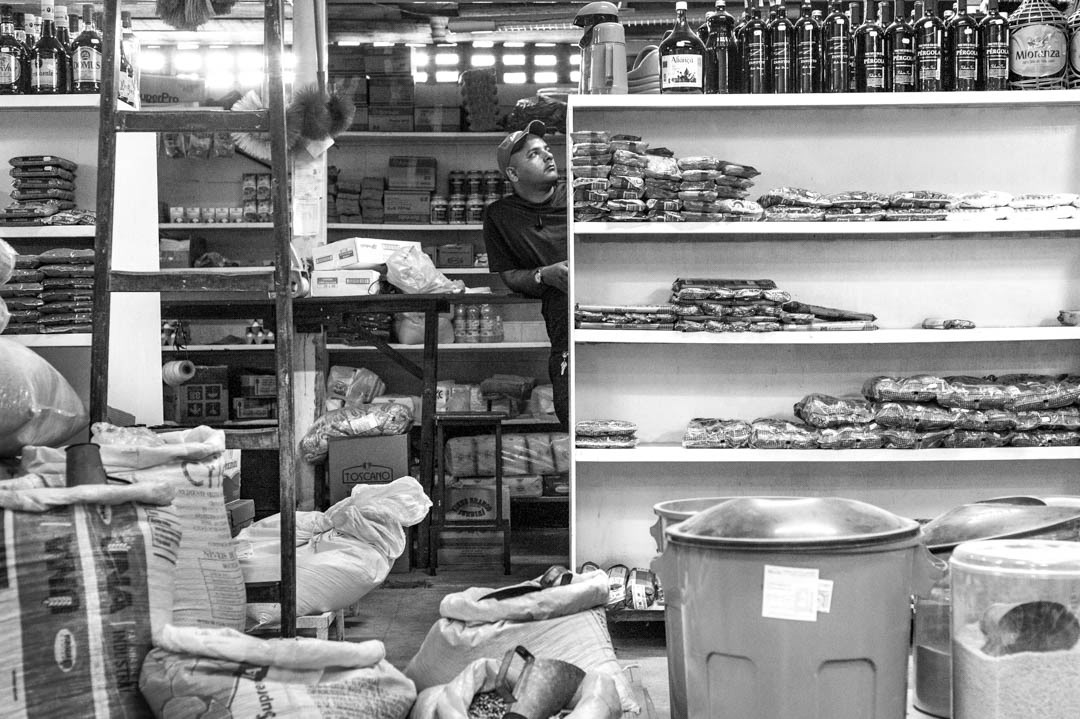 BODEGA, 2014 - Goiânia - GO / Brasil / Impressão digital em papel, 1/7+P.A. 30x45cm