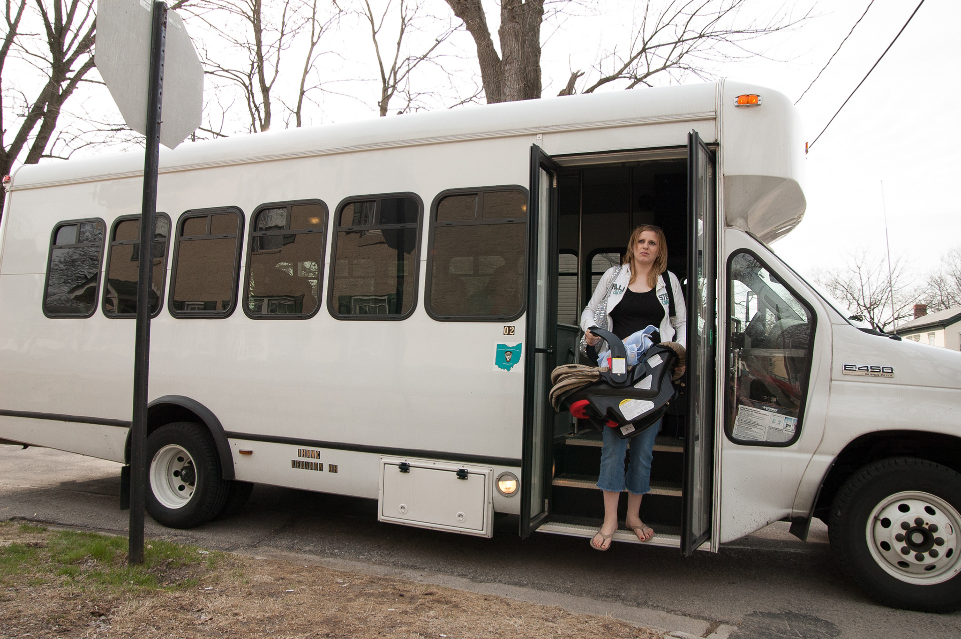 Ruth and Hadley arrive at the IHNWC Day Center for the evening.