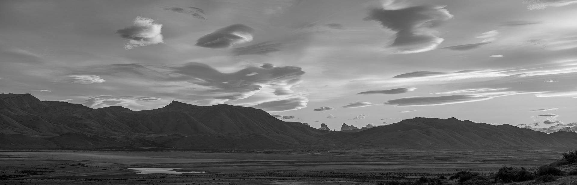 Lenticulares y Paine