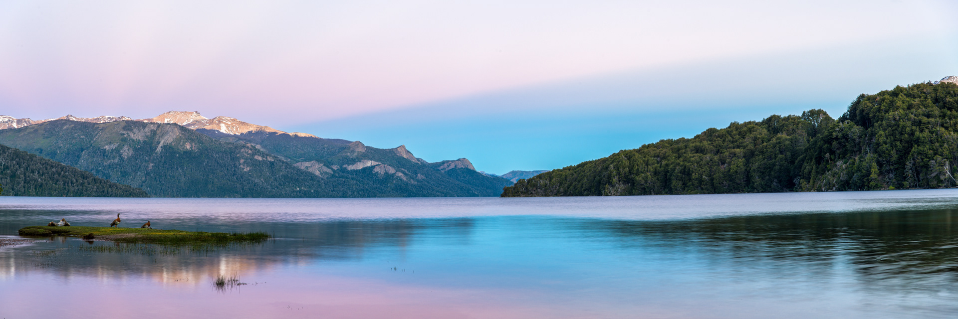Atardecer en lago Traful