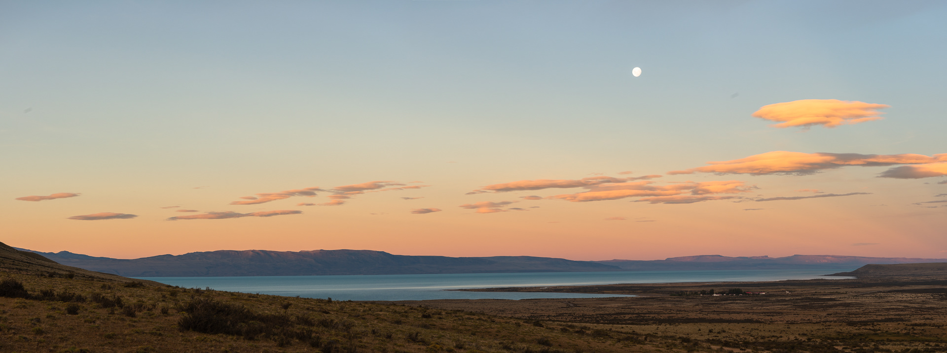 Panorama de un atardecer