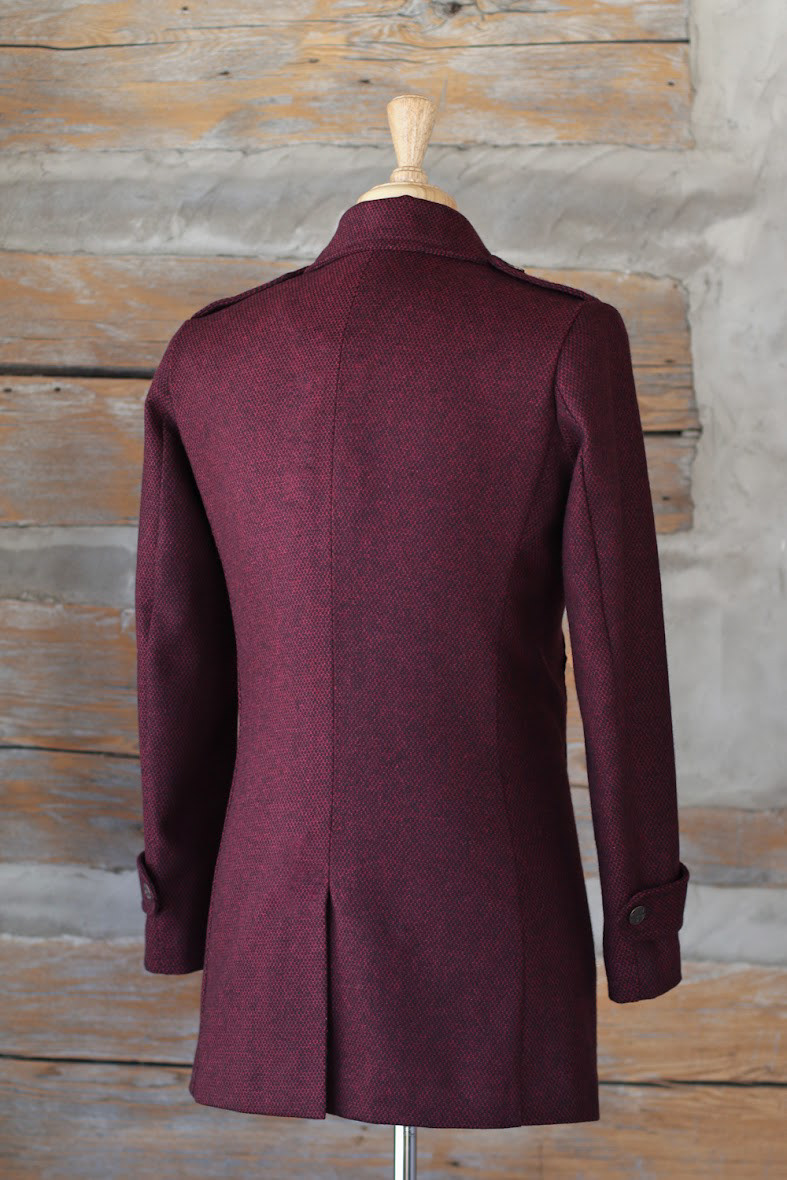 Menswear peacoat made using traditional hand-sewn tailoring techniques for a crisp finish. Pattern by Goldstream (with some alterations for style and fit).