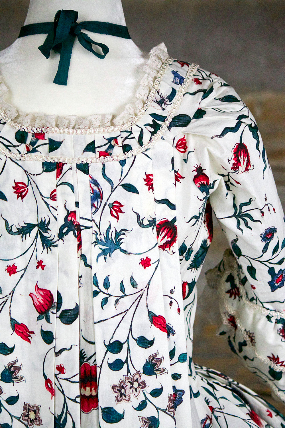 Robe à la Française: 1760s cotton saque gown made with Colonial Williamsburg reproduction fabric (1750s-1760s). Pattern is a modified version of Janet Arnold’s Patterns of Fashion Snowhill Manor gown. Enquire for Bespoke Fitted pricing.