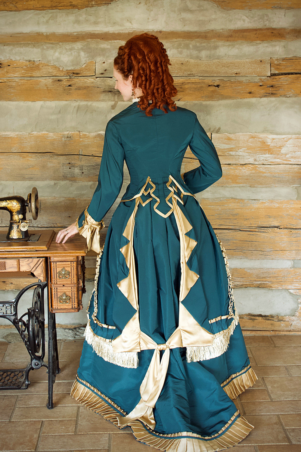 Undergarments and overclothes for an 1890s-ish outfit. Both skirts sewn by  me! : r/HistoricalCostuming