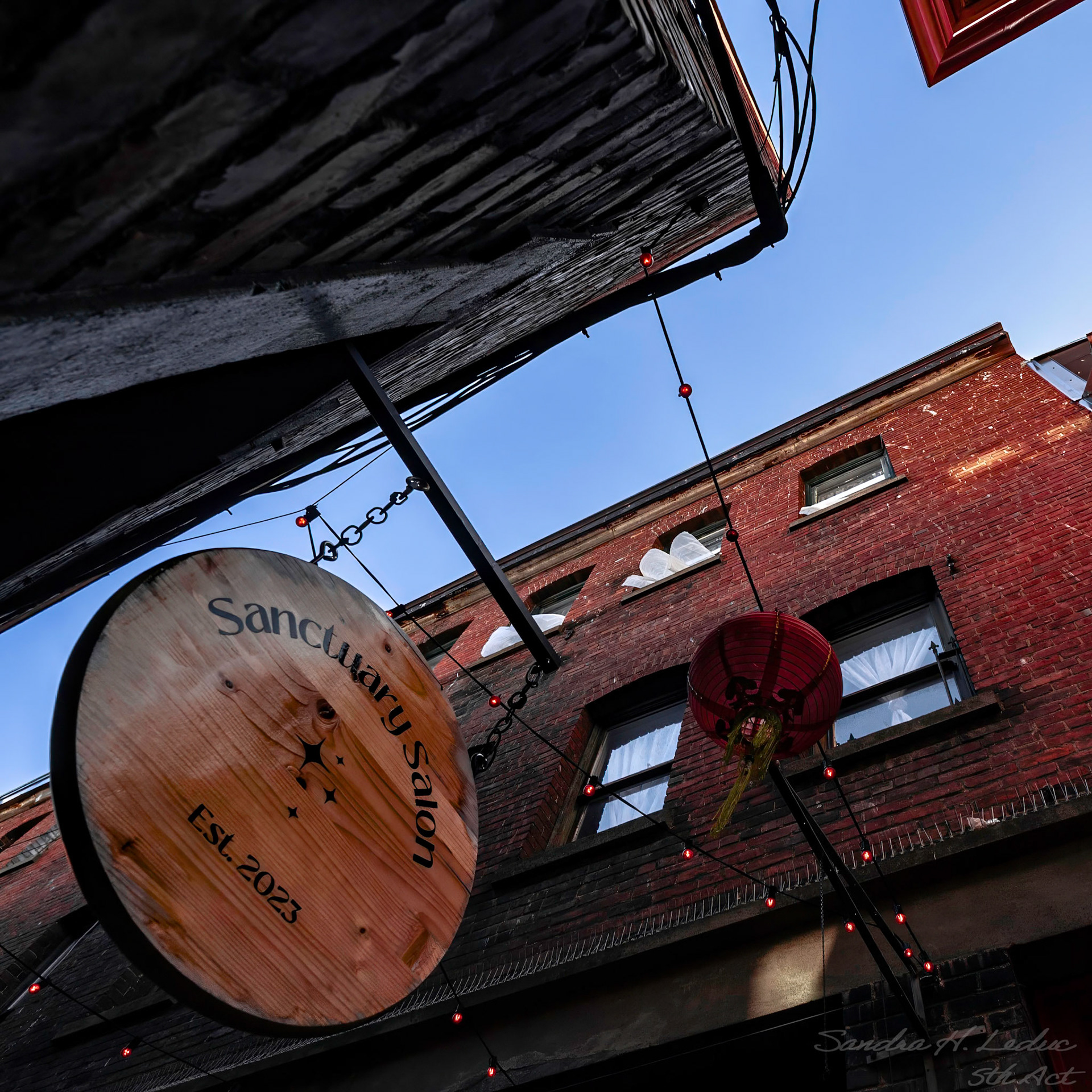 #16 Fan Tan Alley / Loo Tai Cho Building, built in 1893 / 549-555 Fisgard Street.  Architect William Ridgway-Wilson