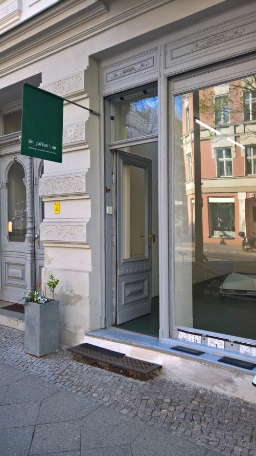 drj. Julius Ap gallery entrance, Berlin, Germany
