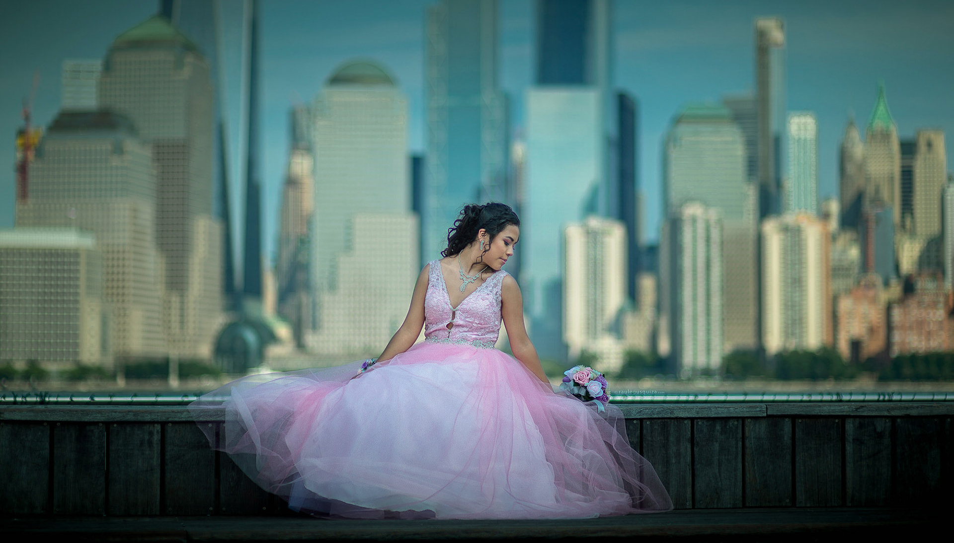 © raulegusquiza.com