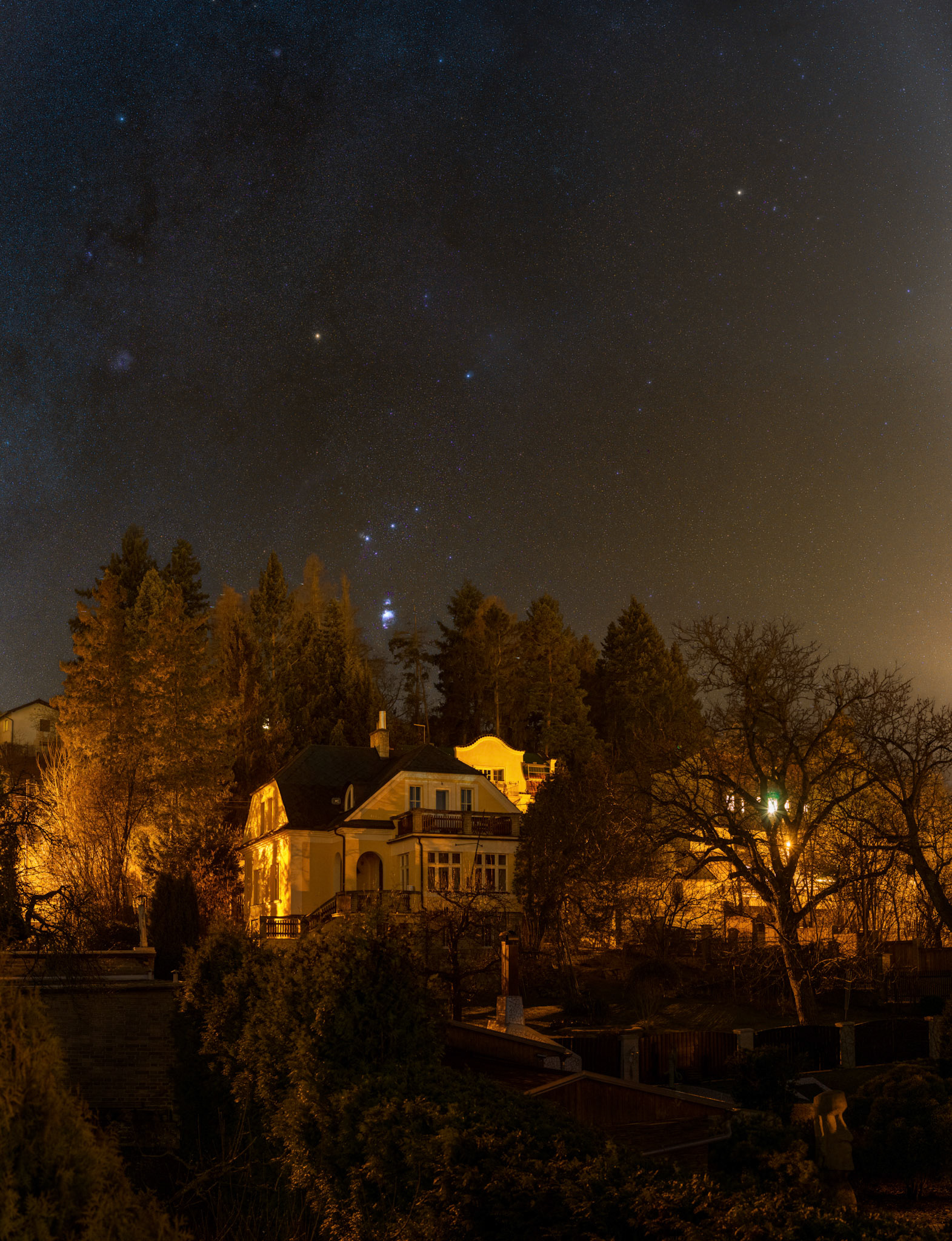 Orion nad Řevnicemi