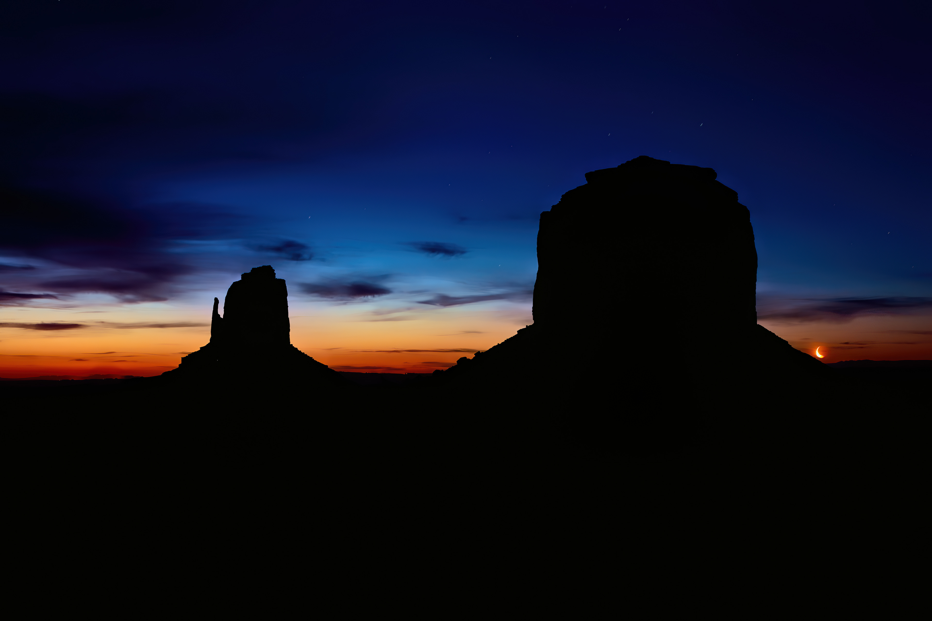 Monument  Valley Sunrise