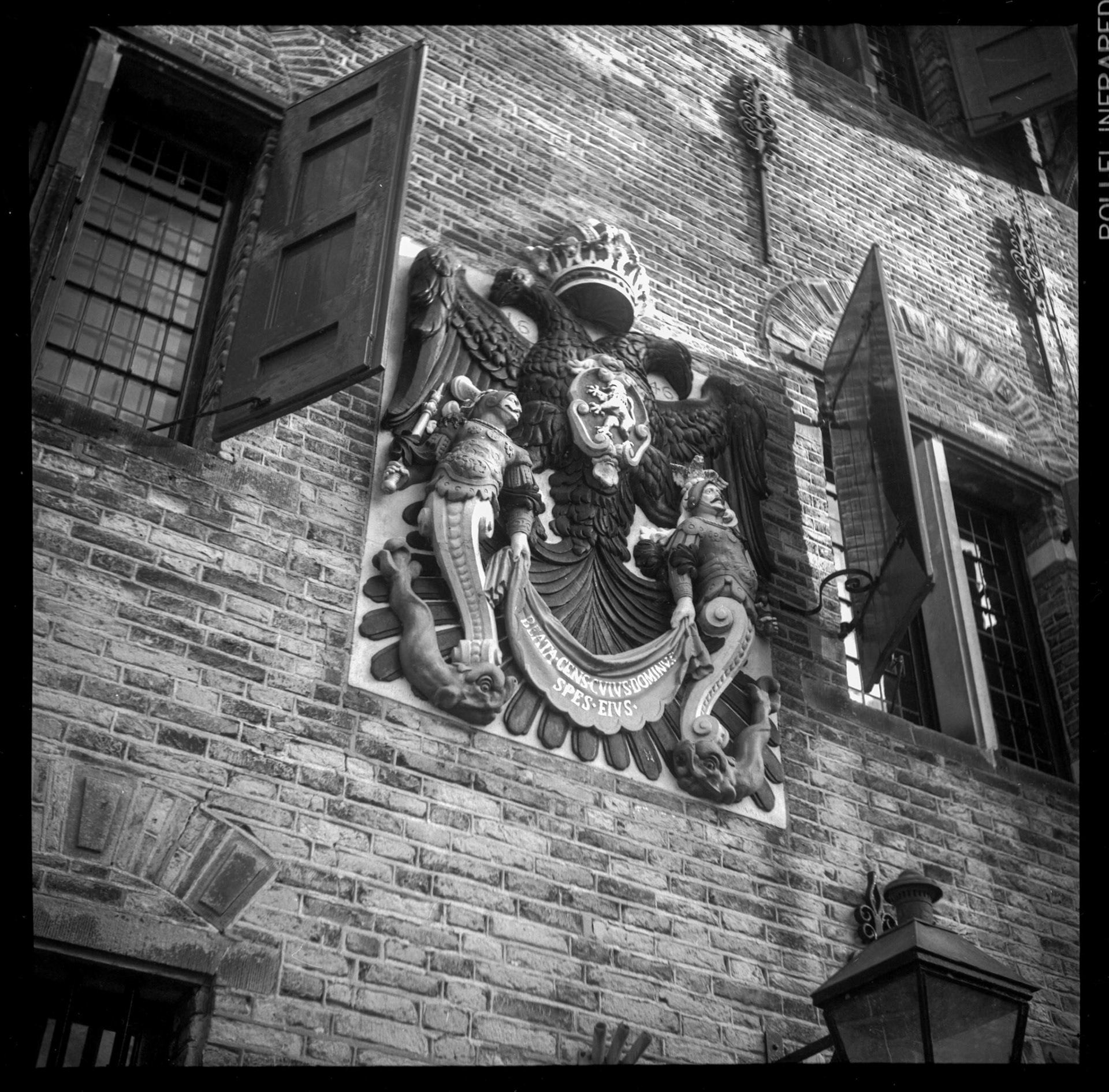 Nijmegen on B&W film - Yashica-D