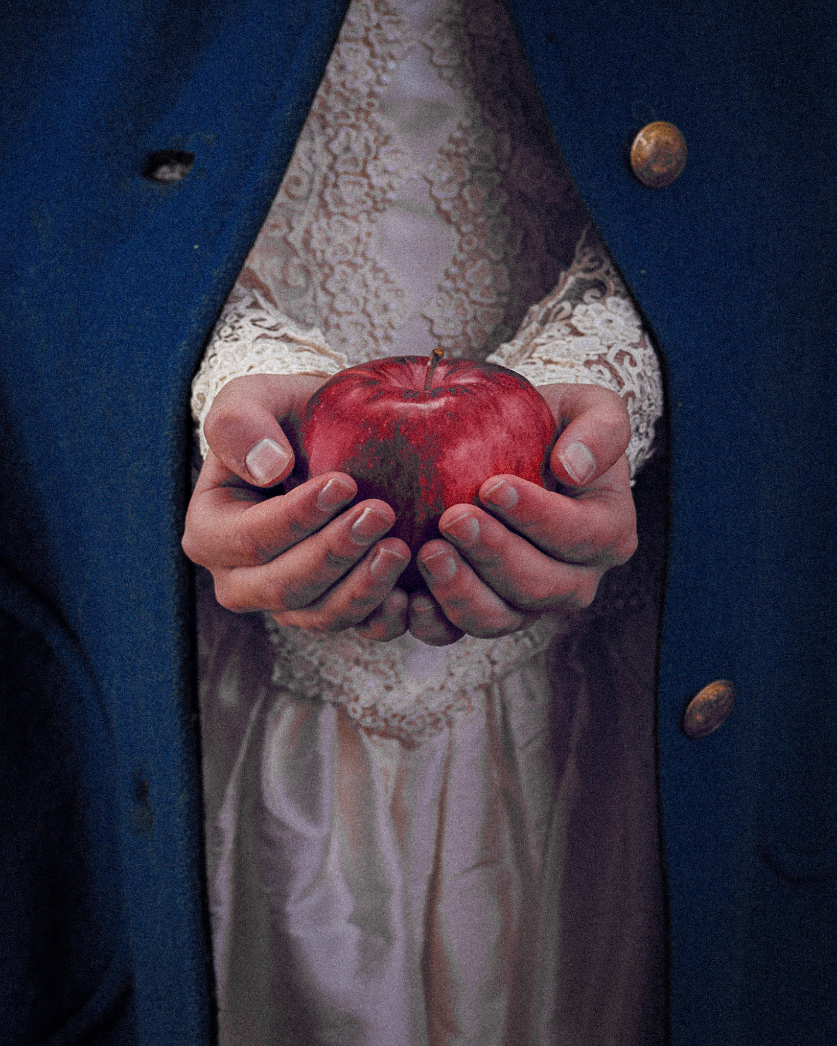 Snow white with apple