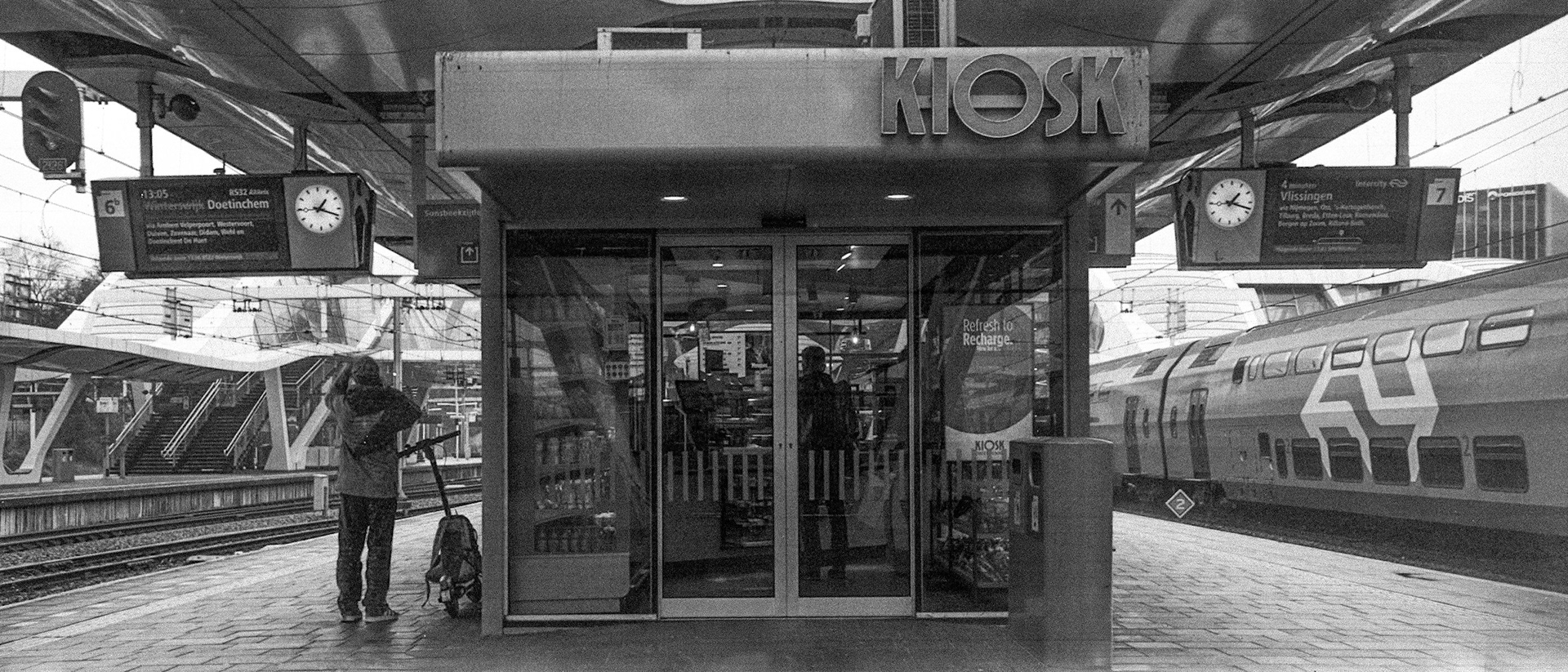 Kiosk on platform at Arnhem central station