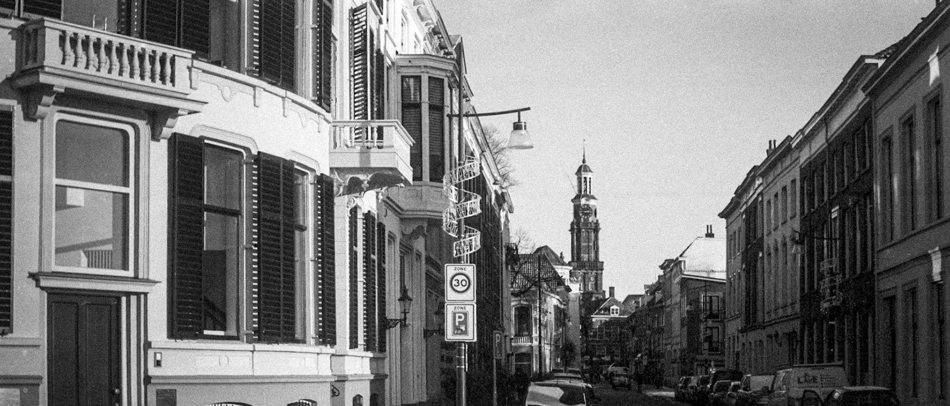 Wijnhuistoren Zutphen (35mm film in 120 camera)
