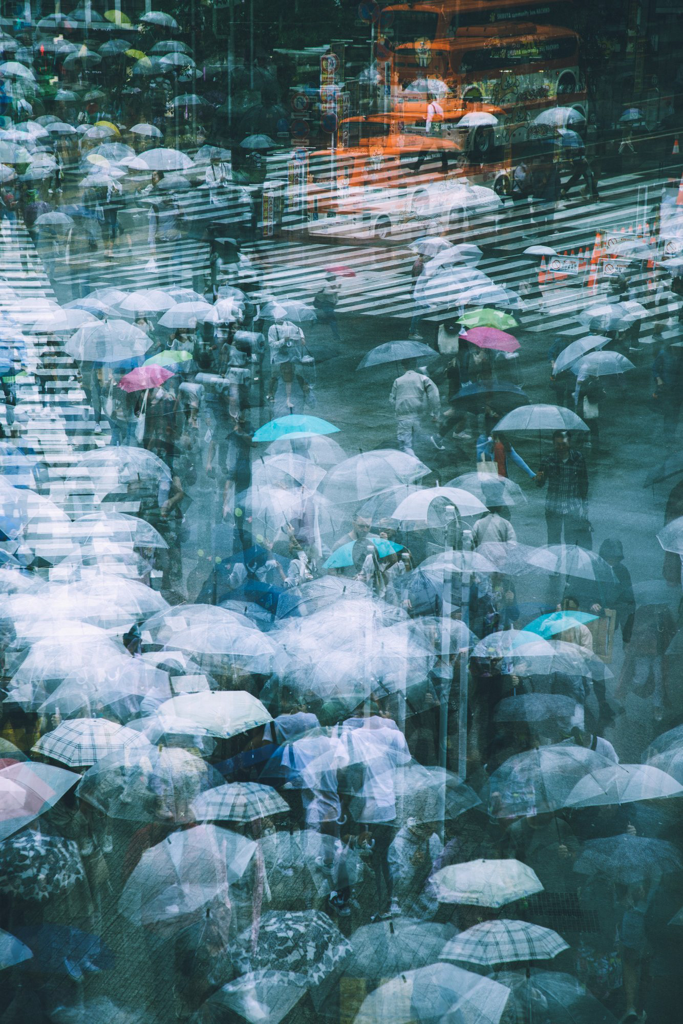 ▷ Rainy days in Tokyo V by Sven Pfrommer, 2021