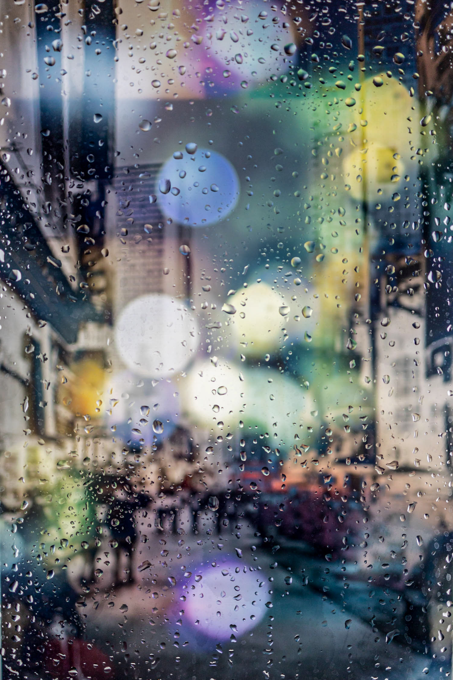 RAINY DAYS - NEW YORK - BY SVEN PFROMMER
