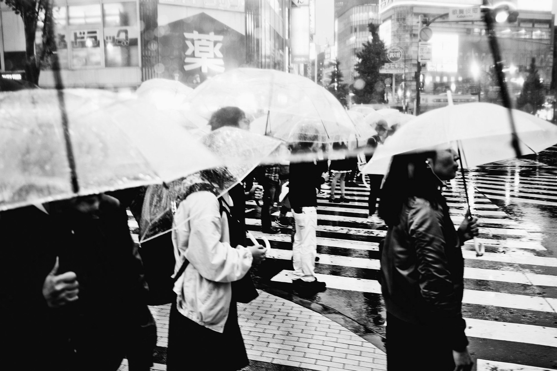 ▷ Rainy days in Tokyo V by Sven Pfrommer, 2021