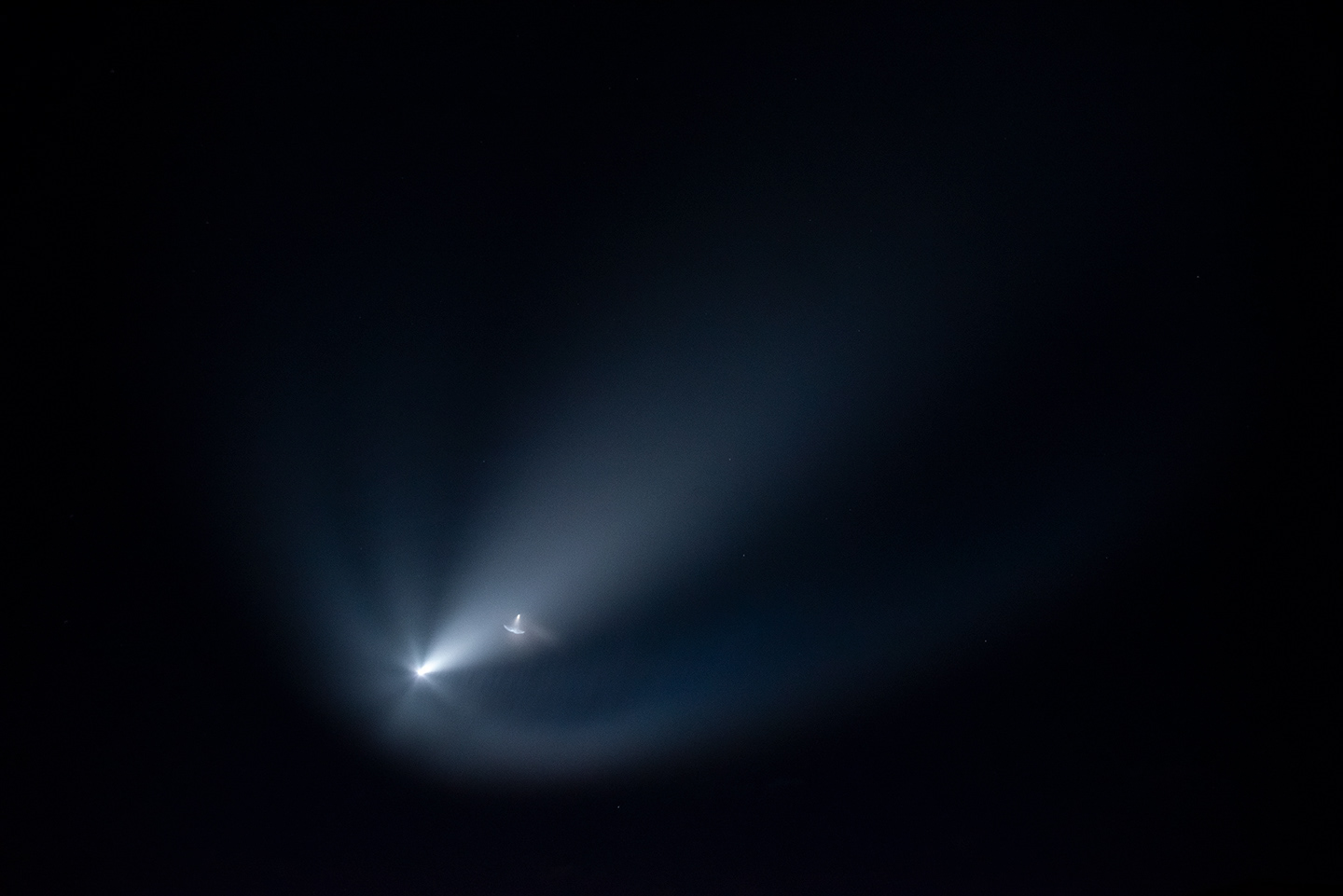 FALCON 9 NIGHT LAUNCH