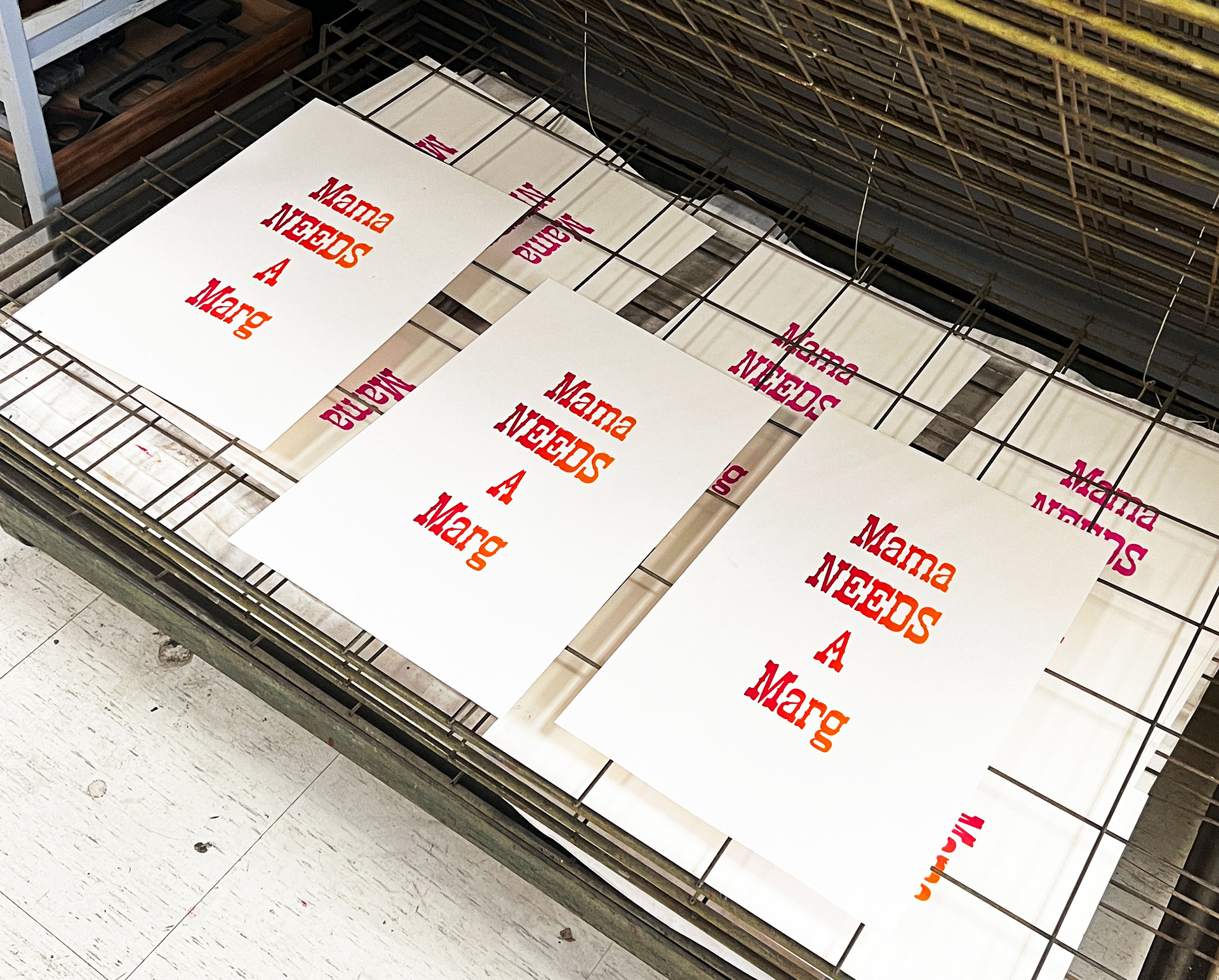 MAMA NEEDS A MARG wood type